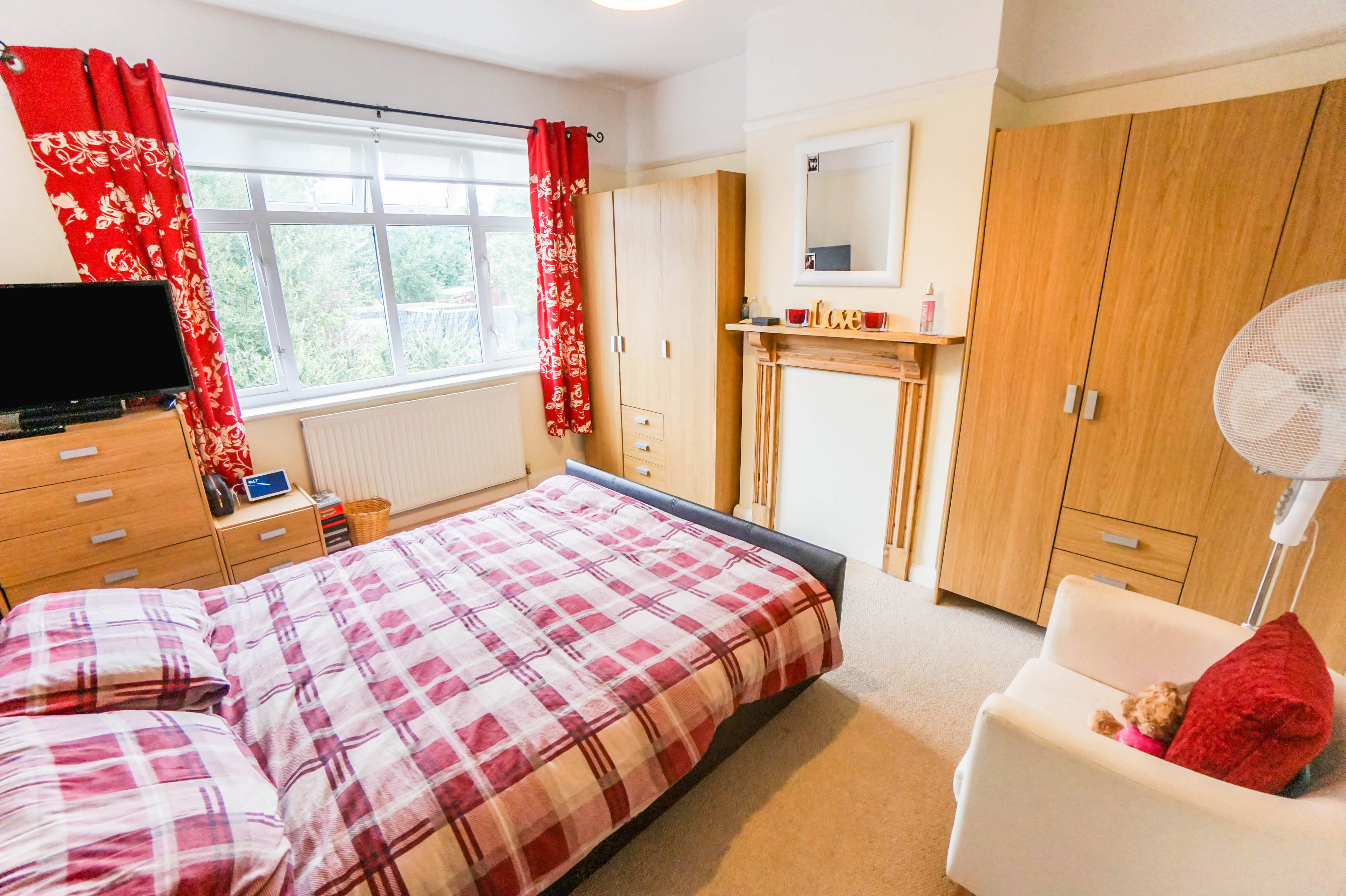 Bedroom