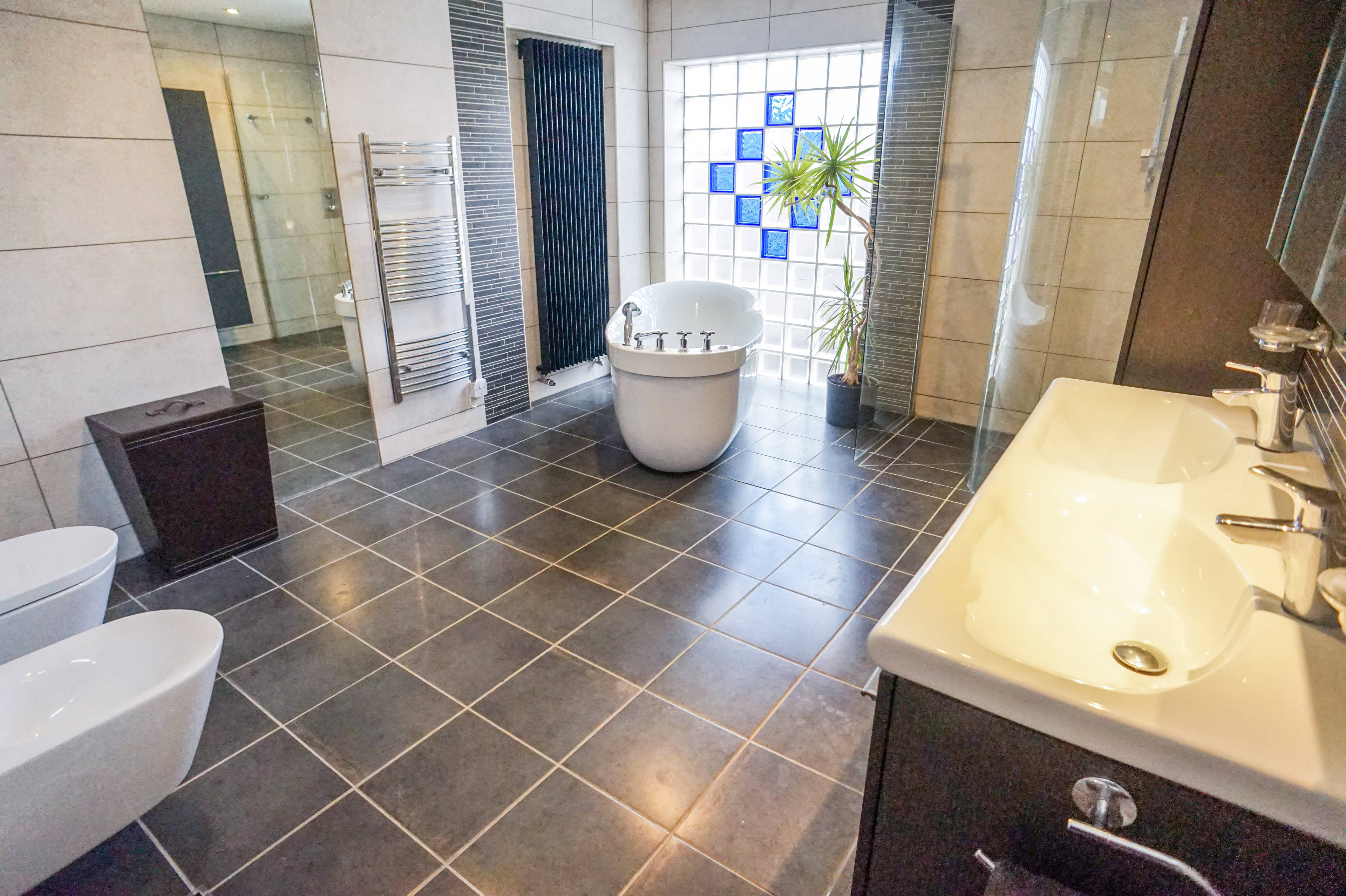 Master En-suite