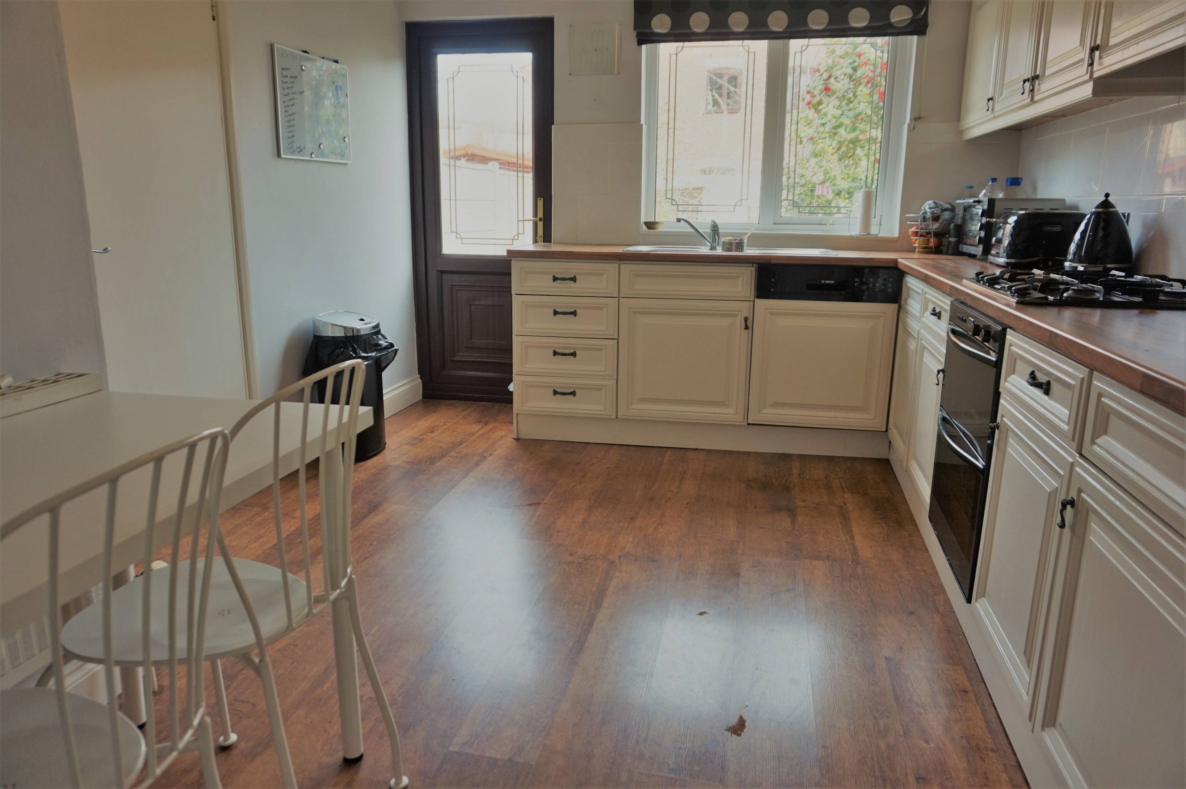 Kitchen / Breakfast