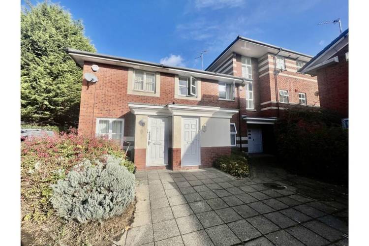 3 bedroom terraced house