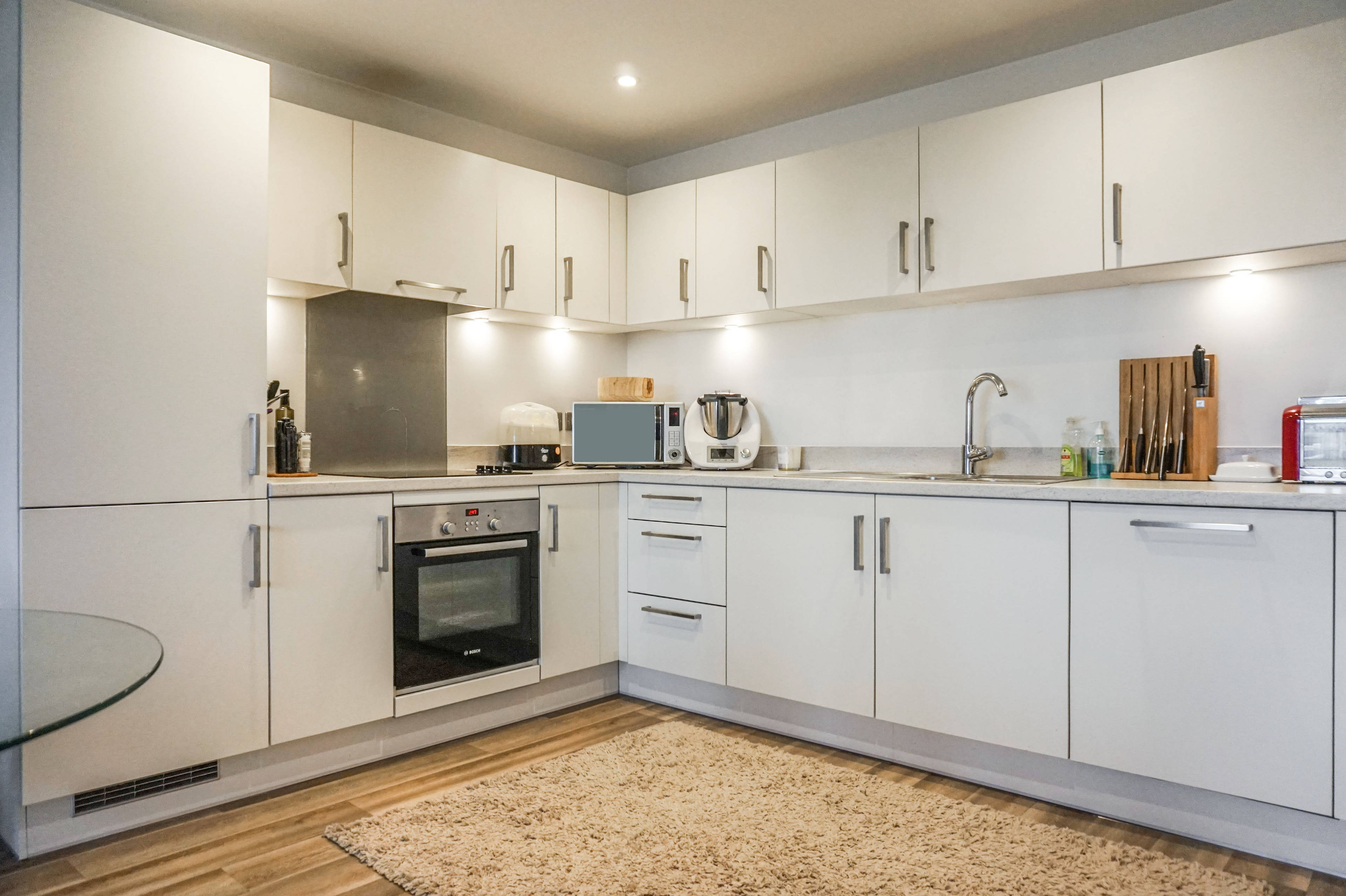 Lounge / Kitchen