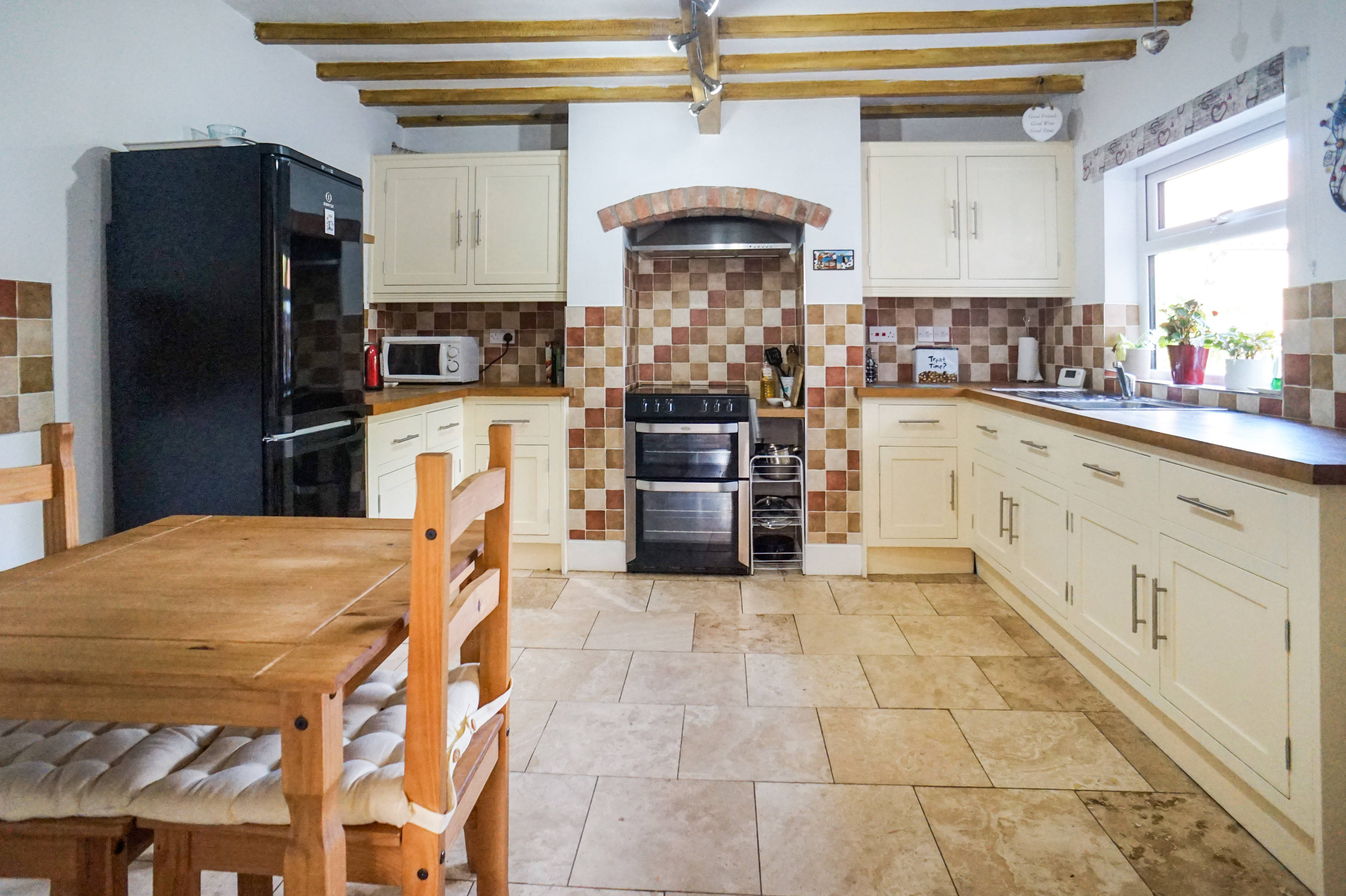 Kitchen/Breakfast
