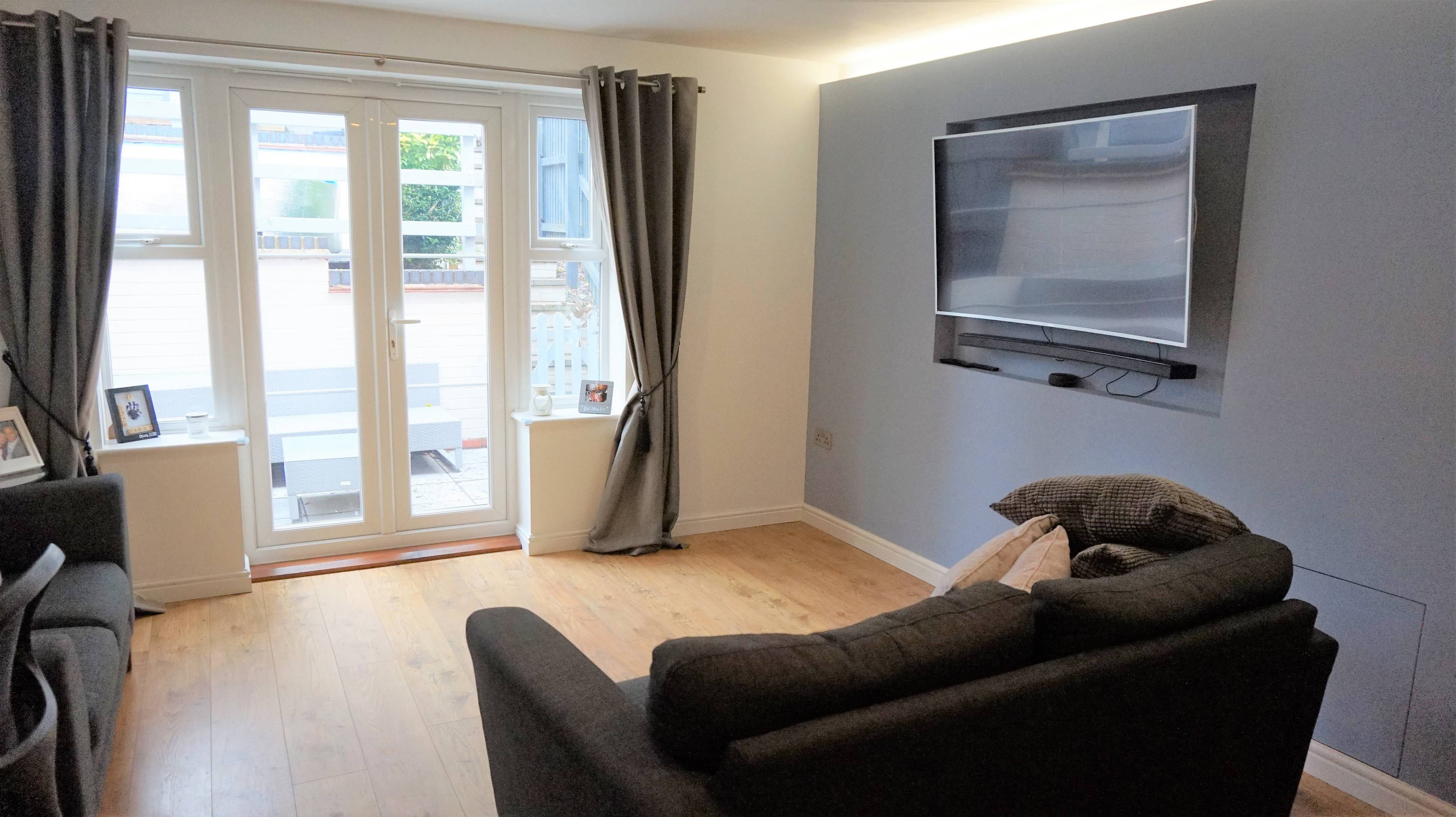 Lounge/Dining Room
