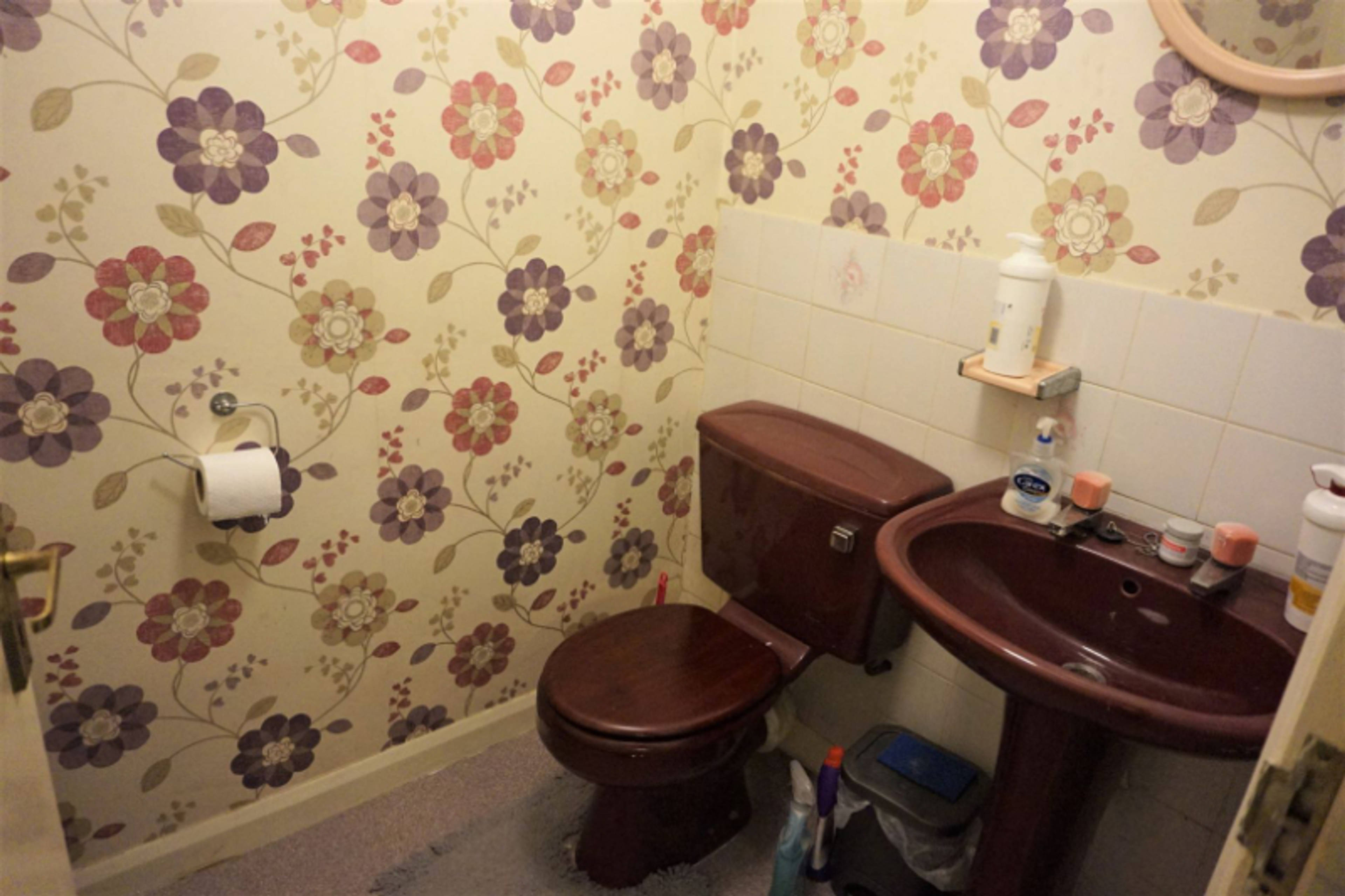 Cloak Room