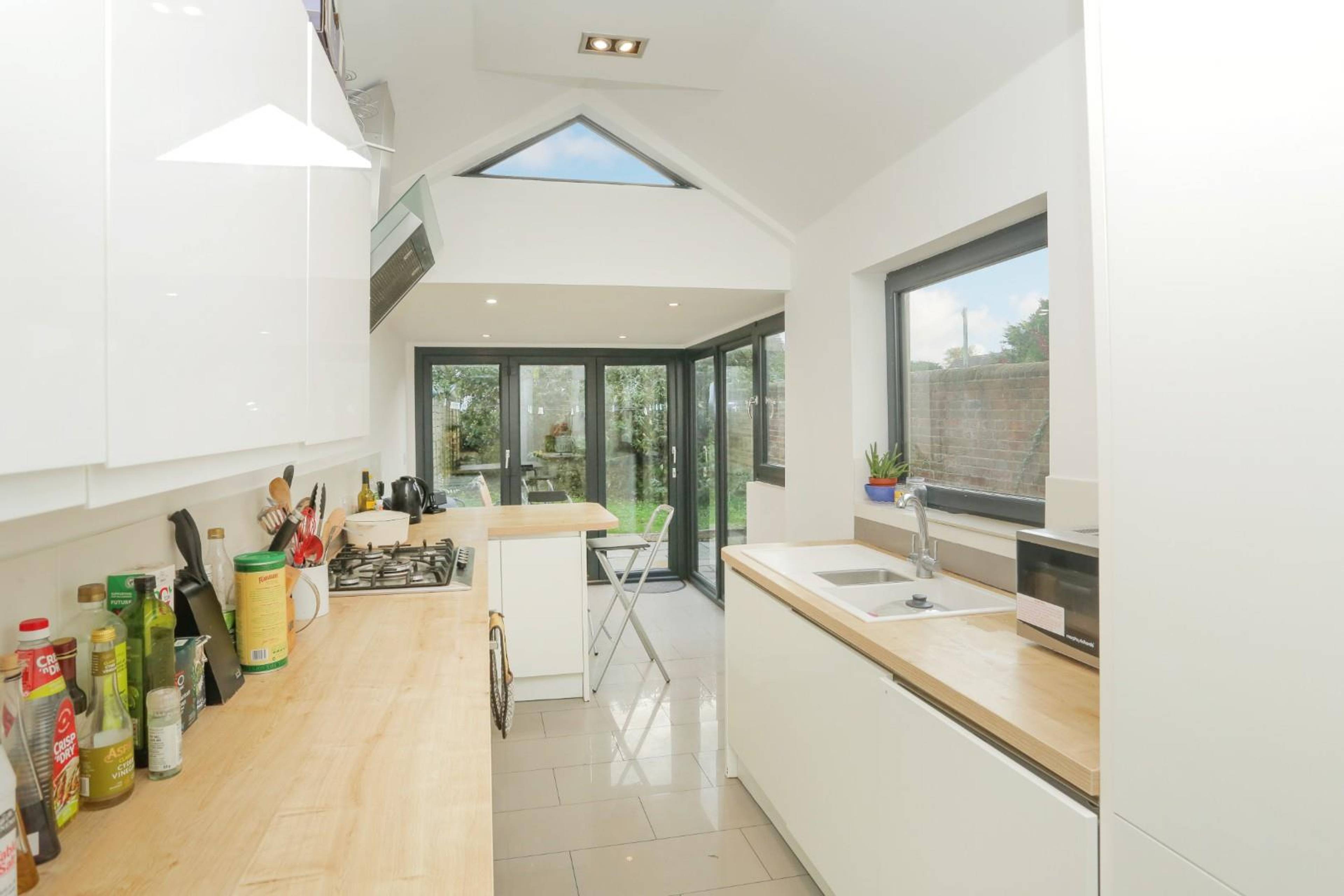 Kitchen/Breakfast