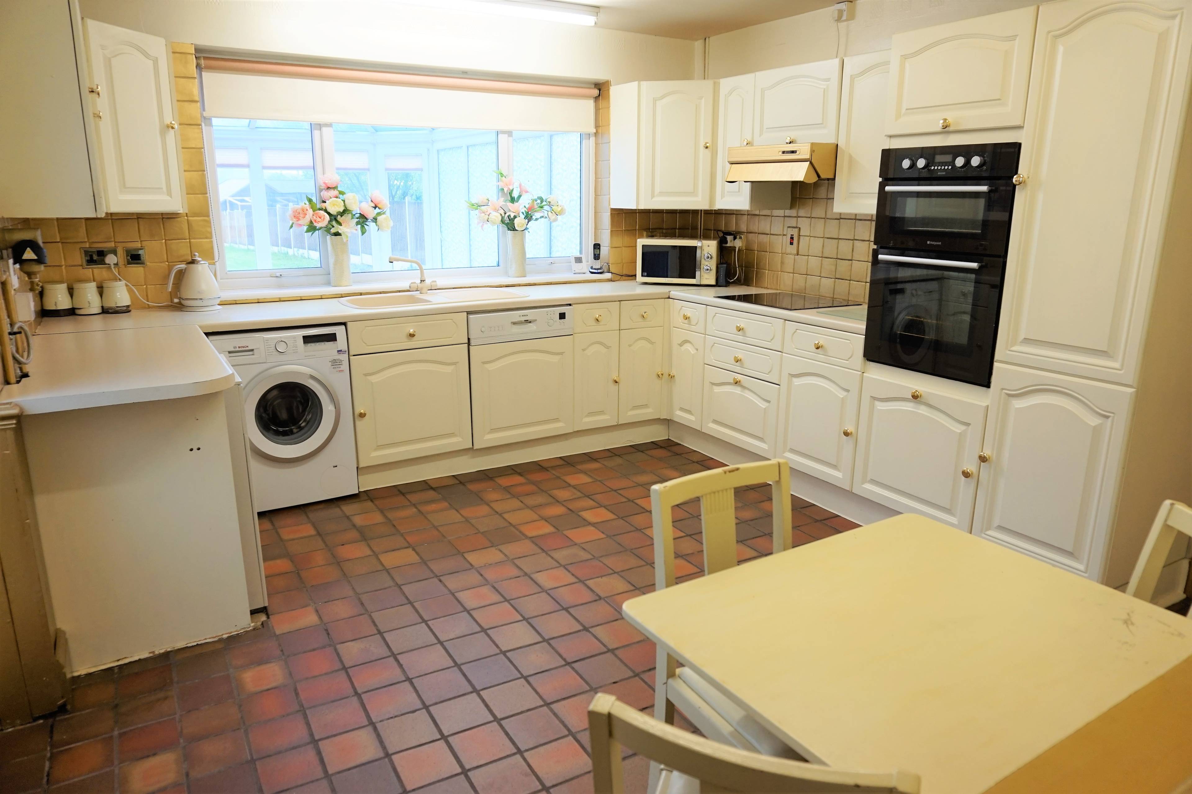 Kitchen/Breakfast