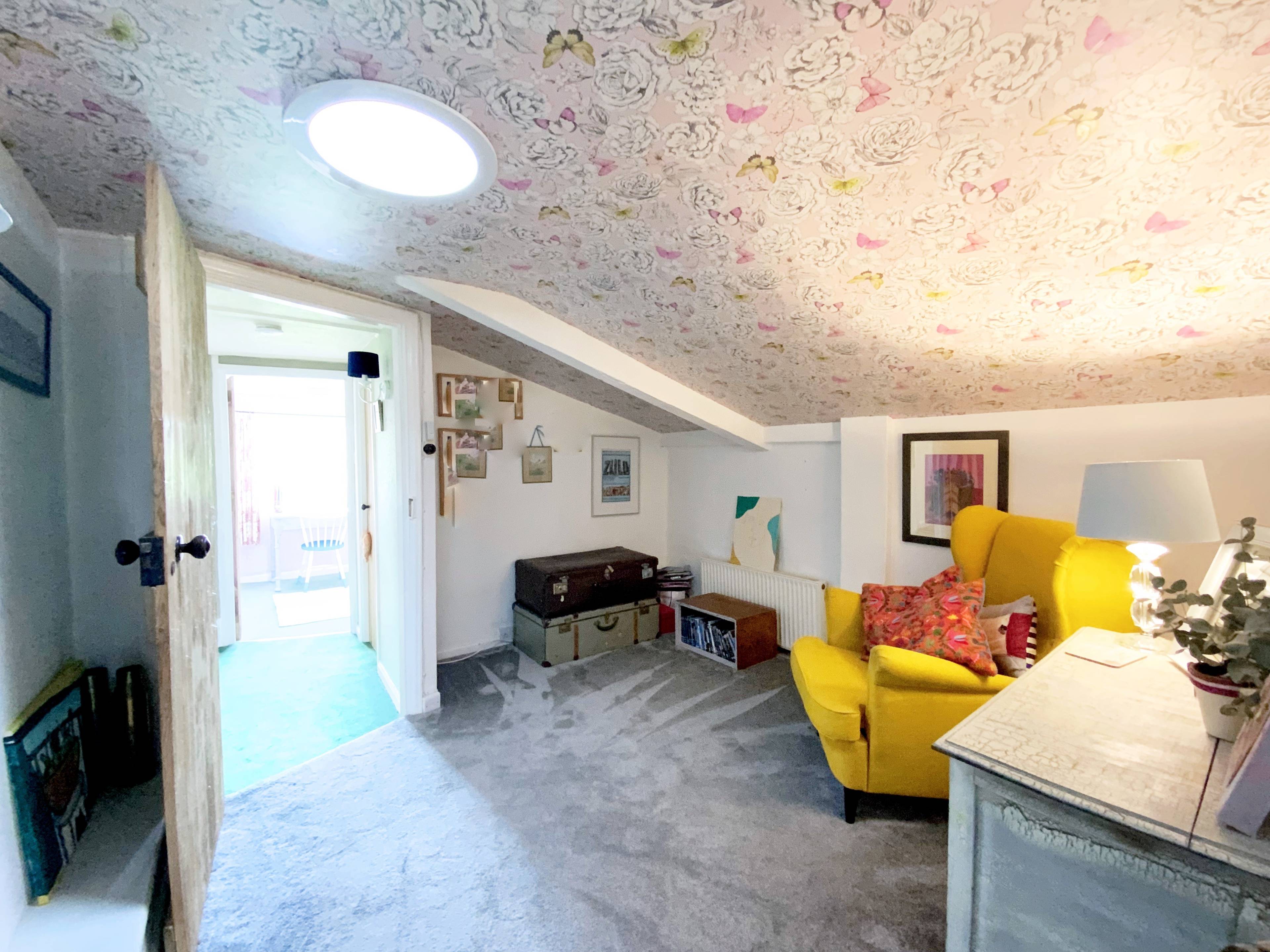 Snug / Office