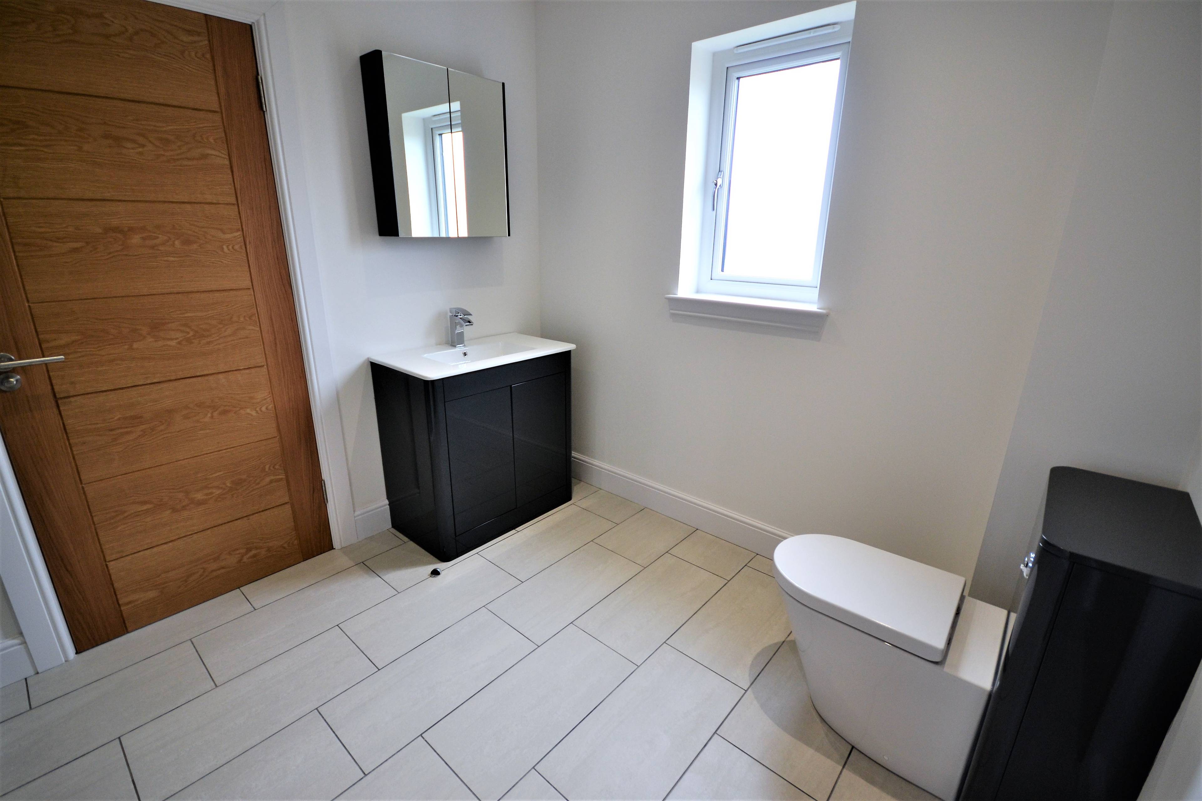 Jack & Jill En-suite