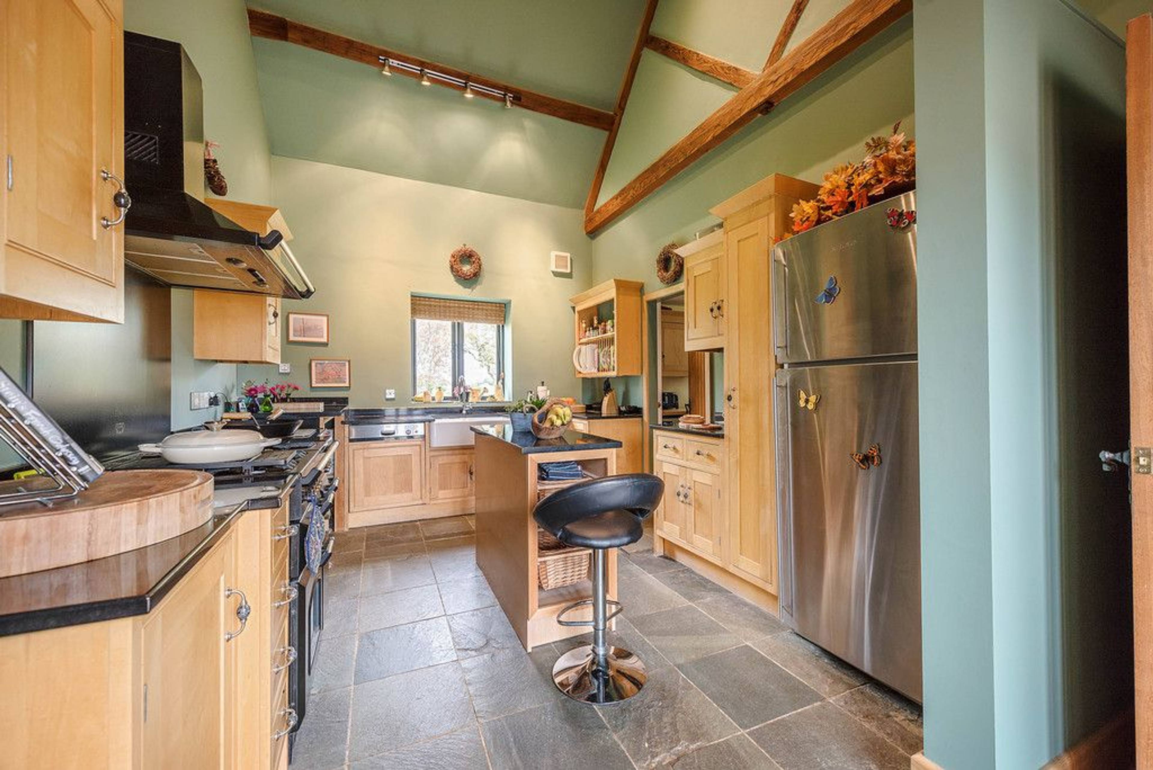 Kitchen/Breakfast