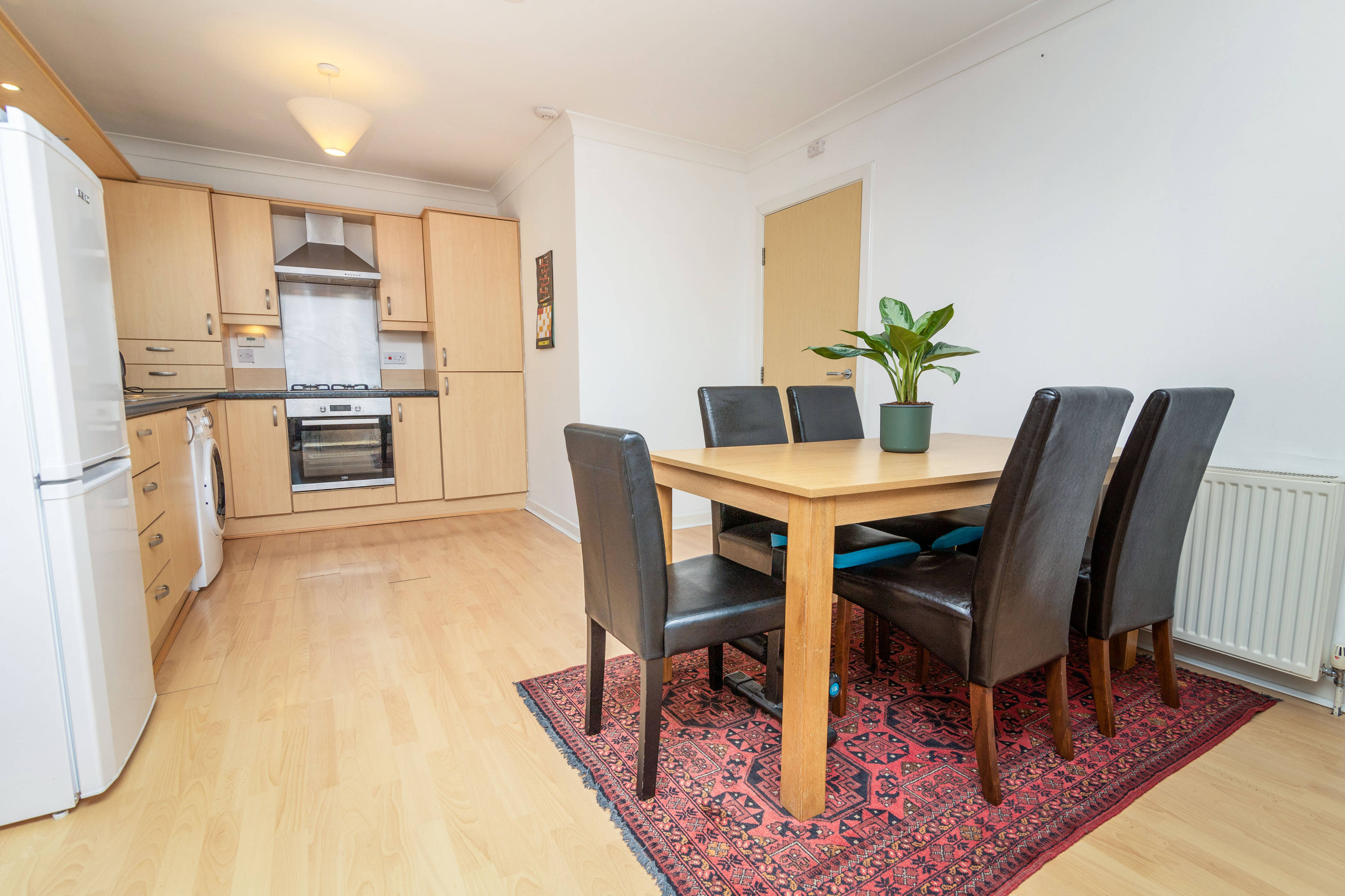 Lounge / Kitchen