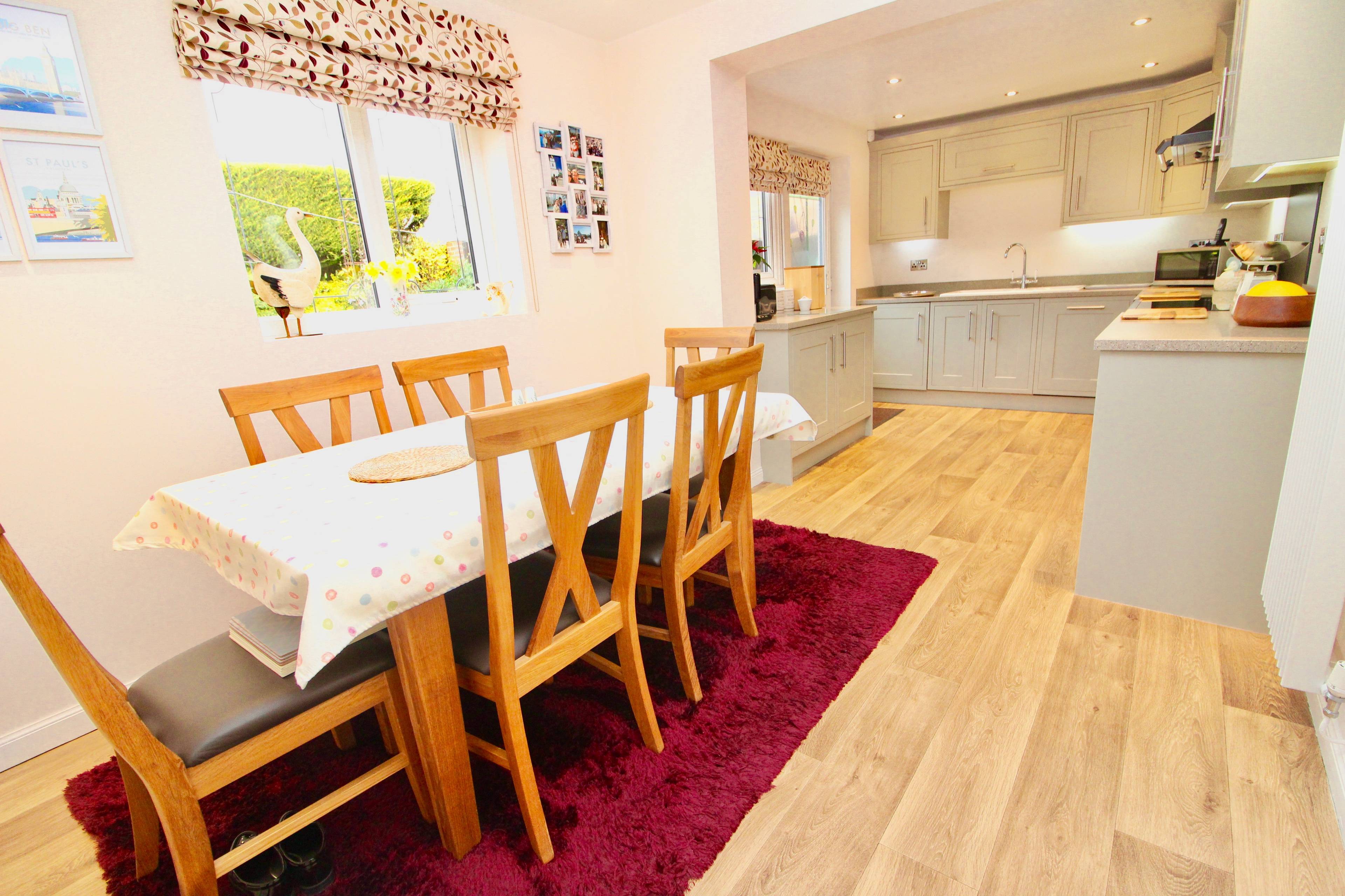 Kitchen/Breakfast
