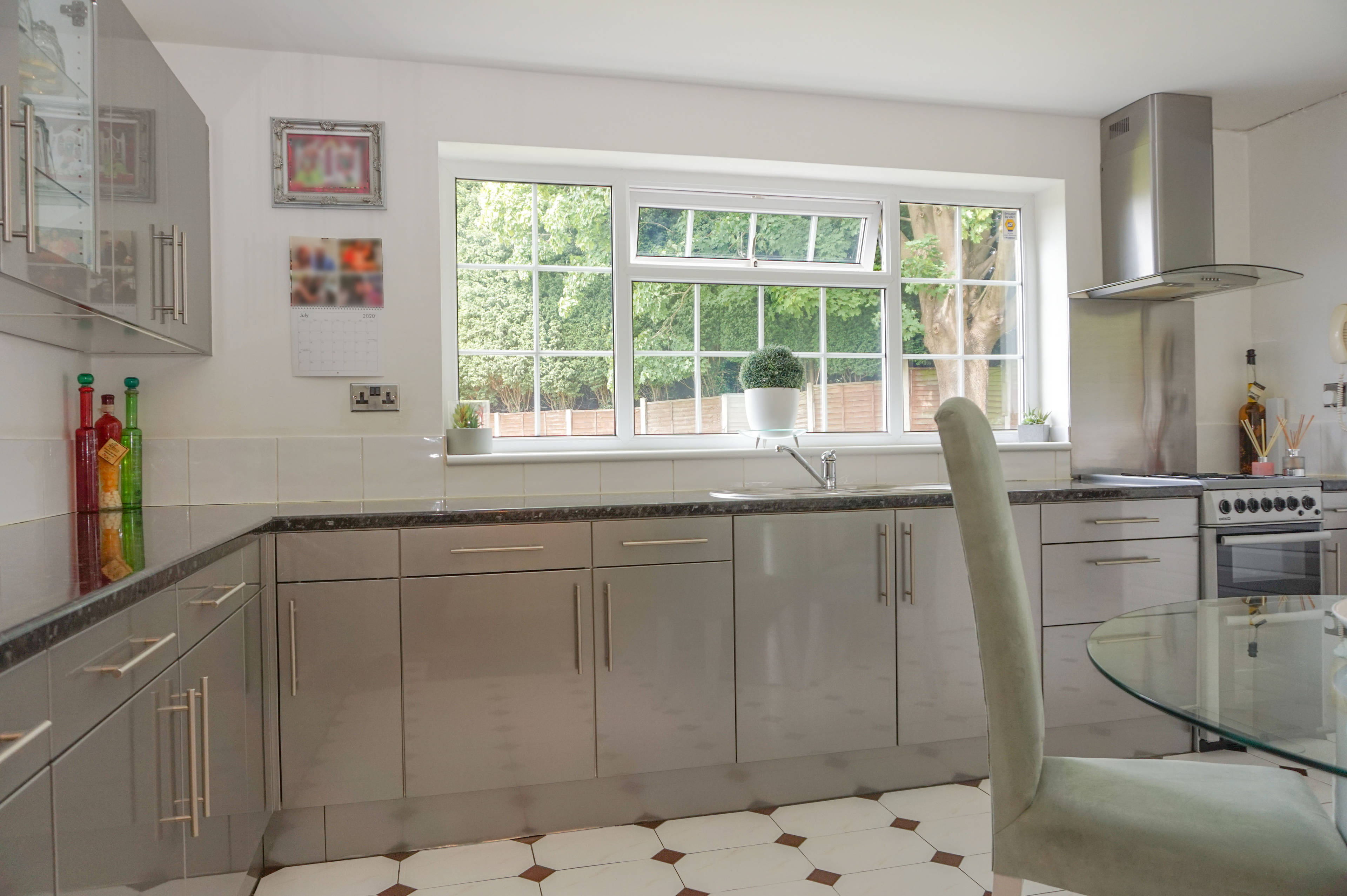 Kitchen/Breakfast