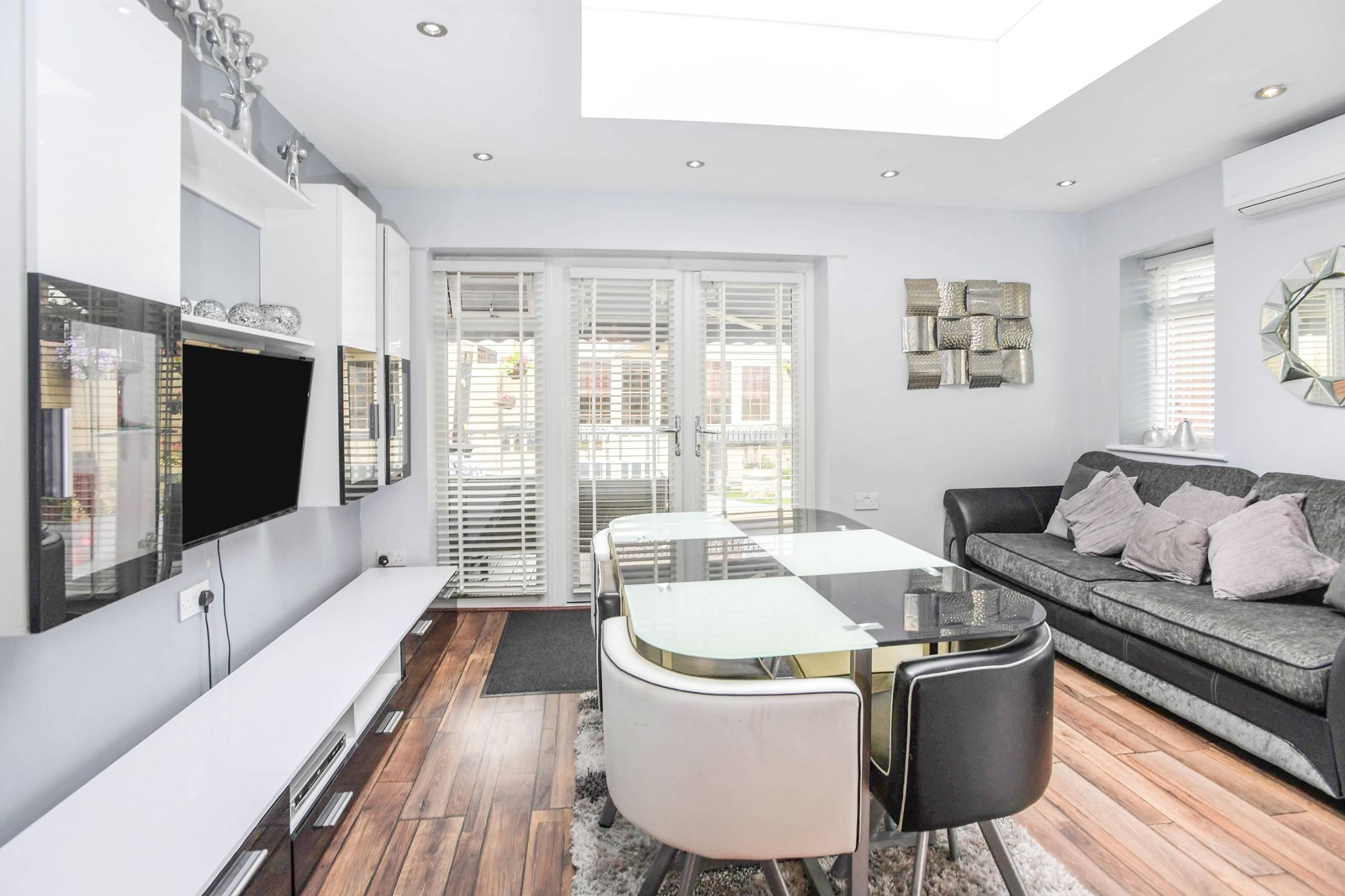 Living / Dining Room