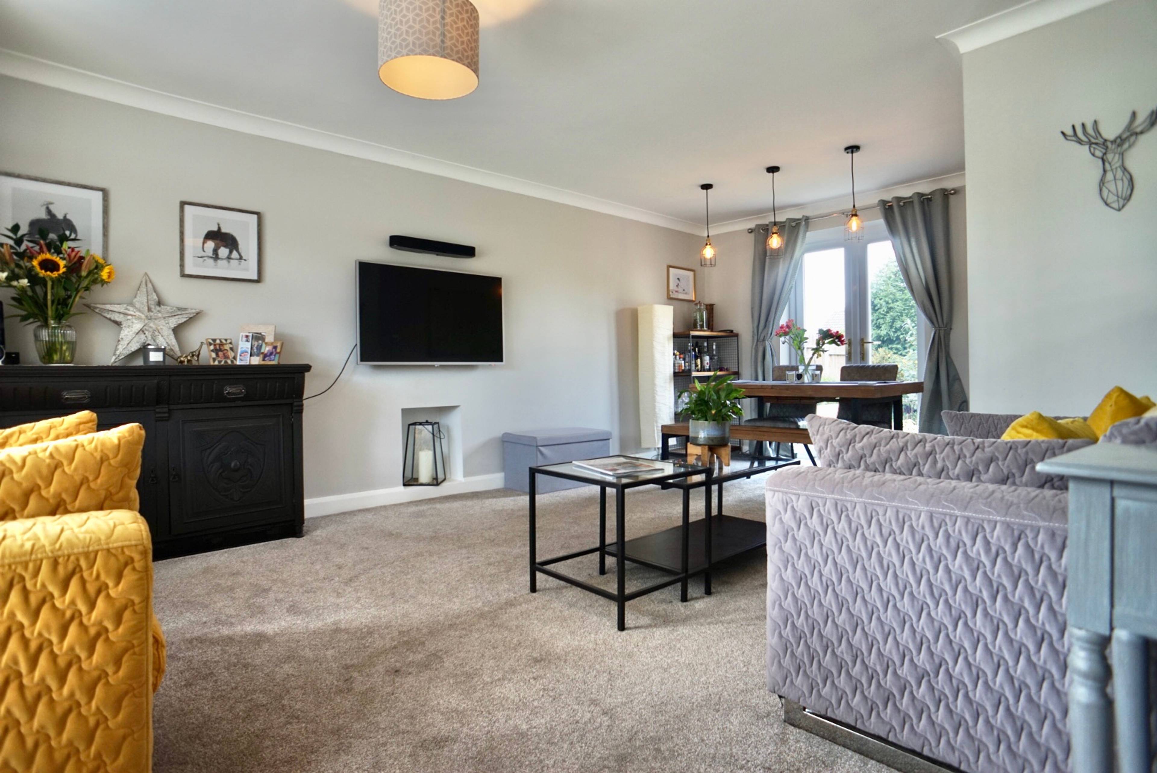 Living / Dining Room