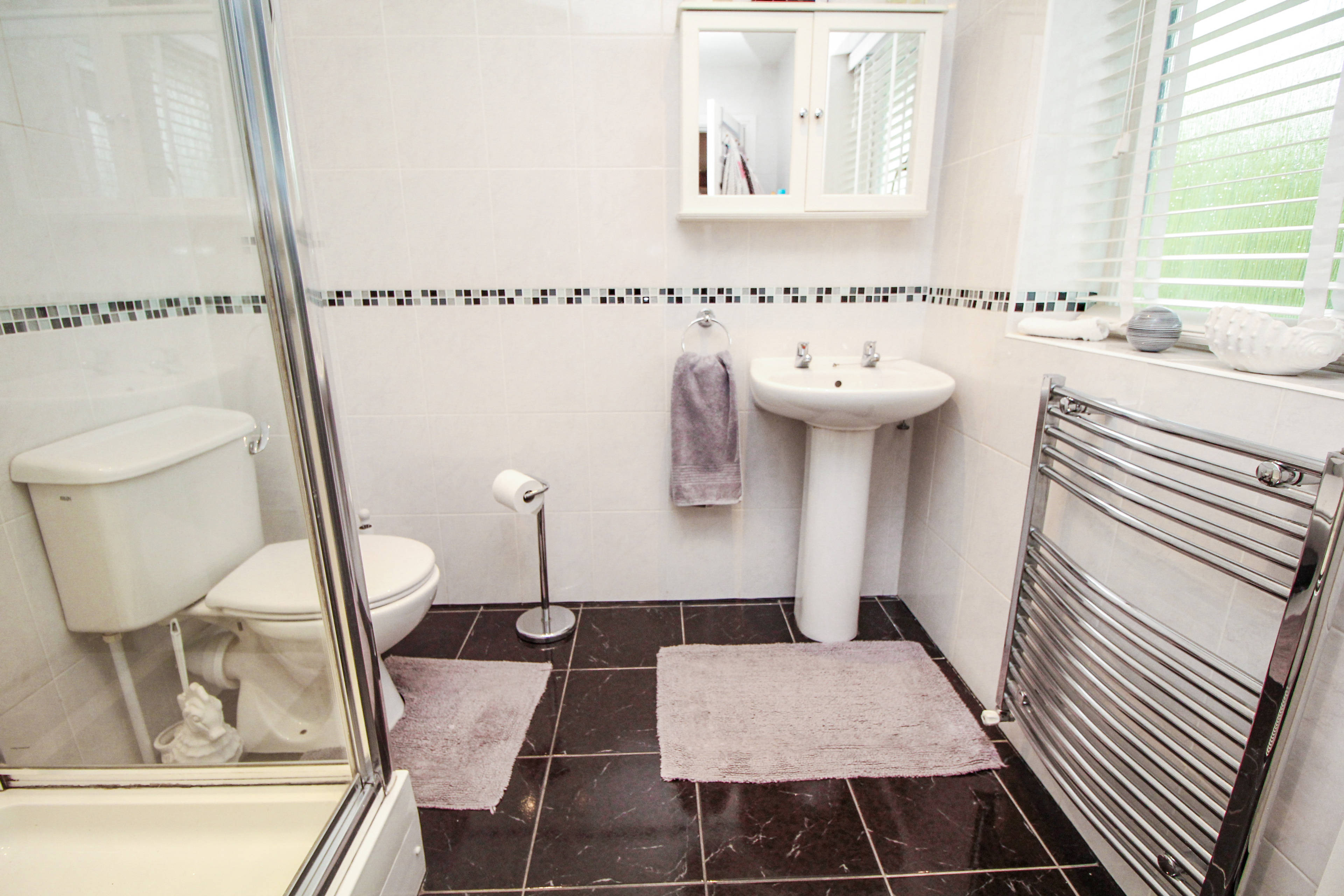 Master En-suite