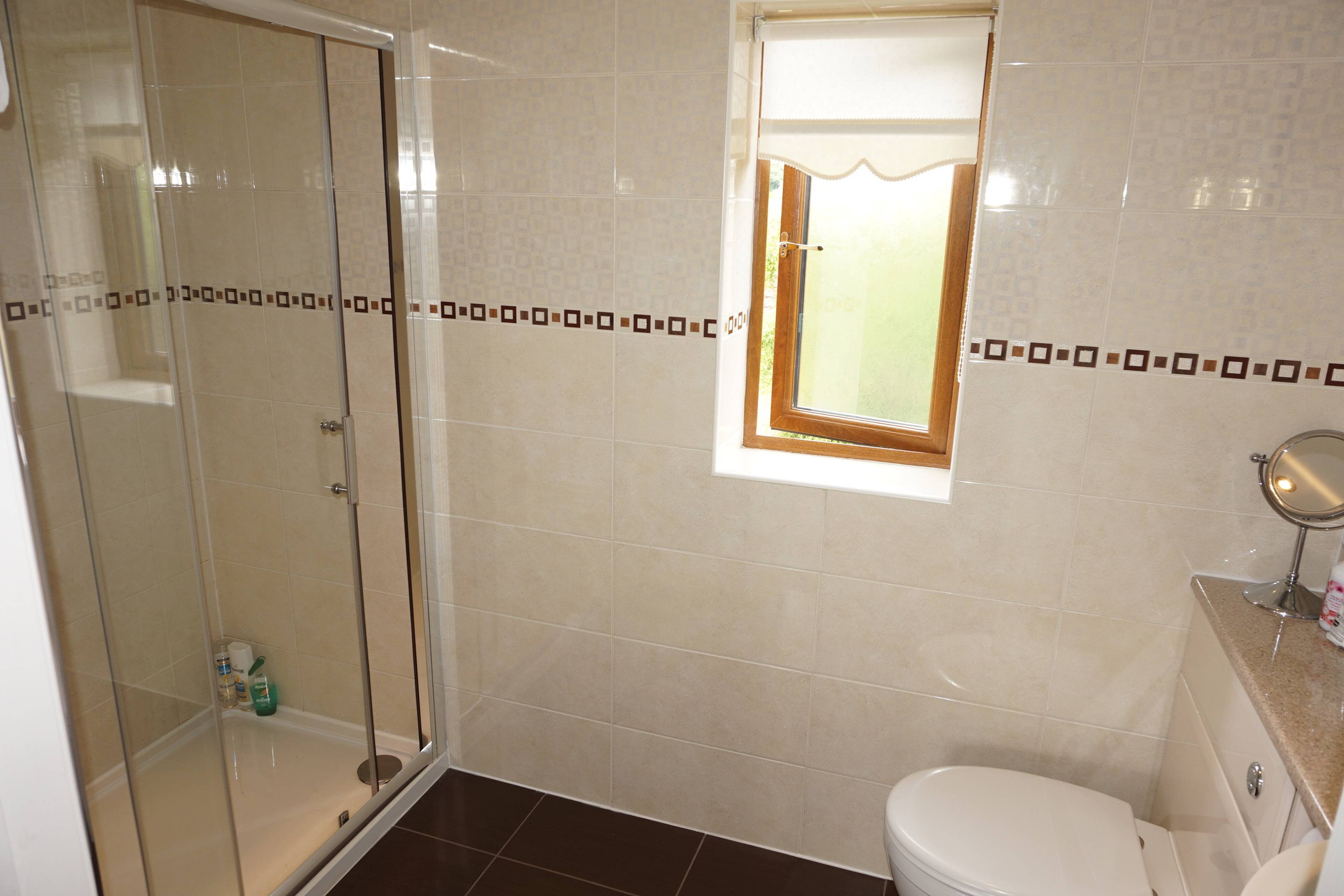 Master En-suite