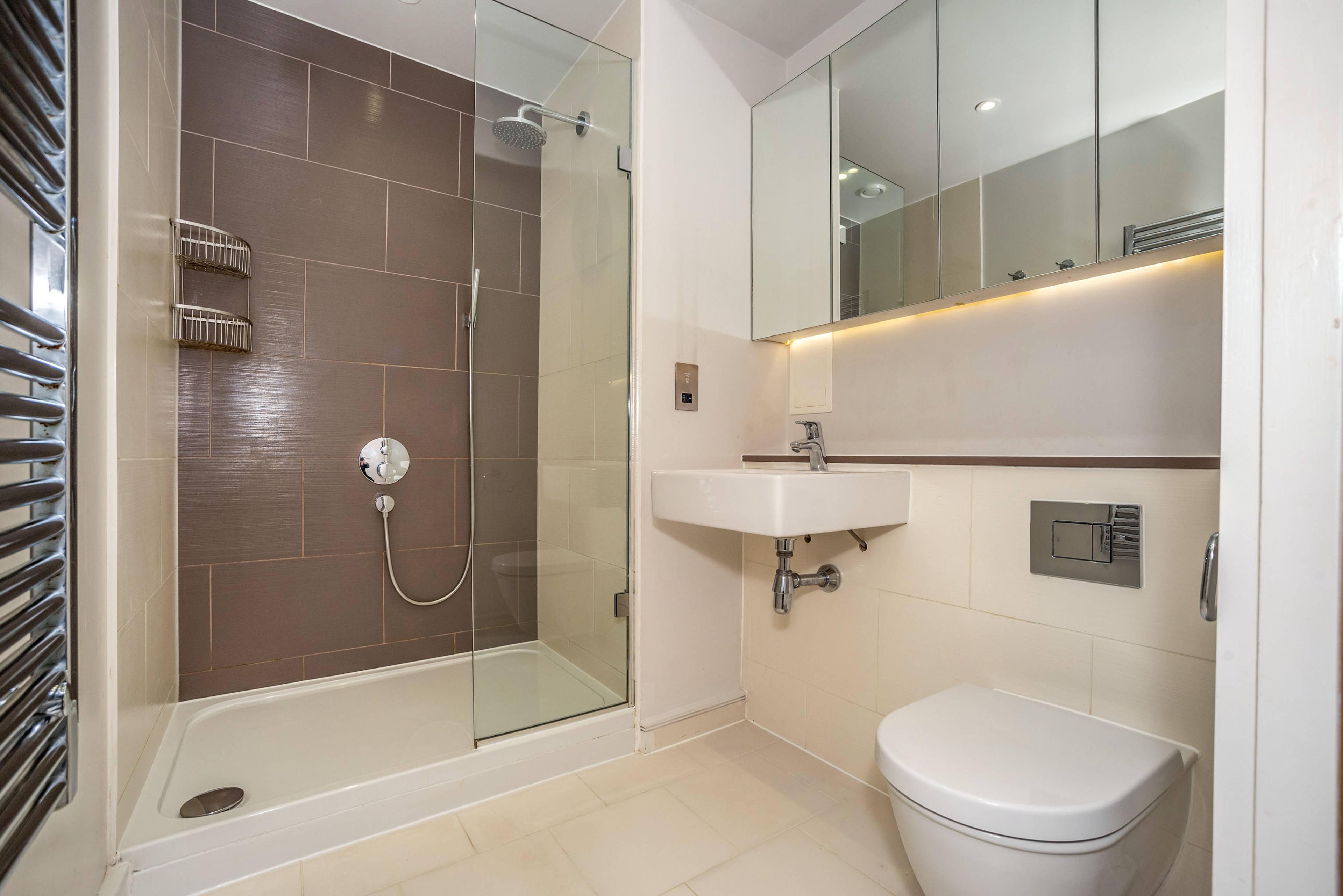 Master En-suite