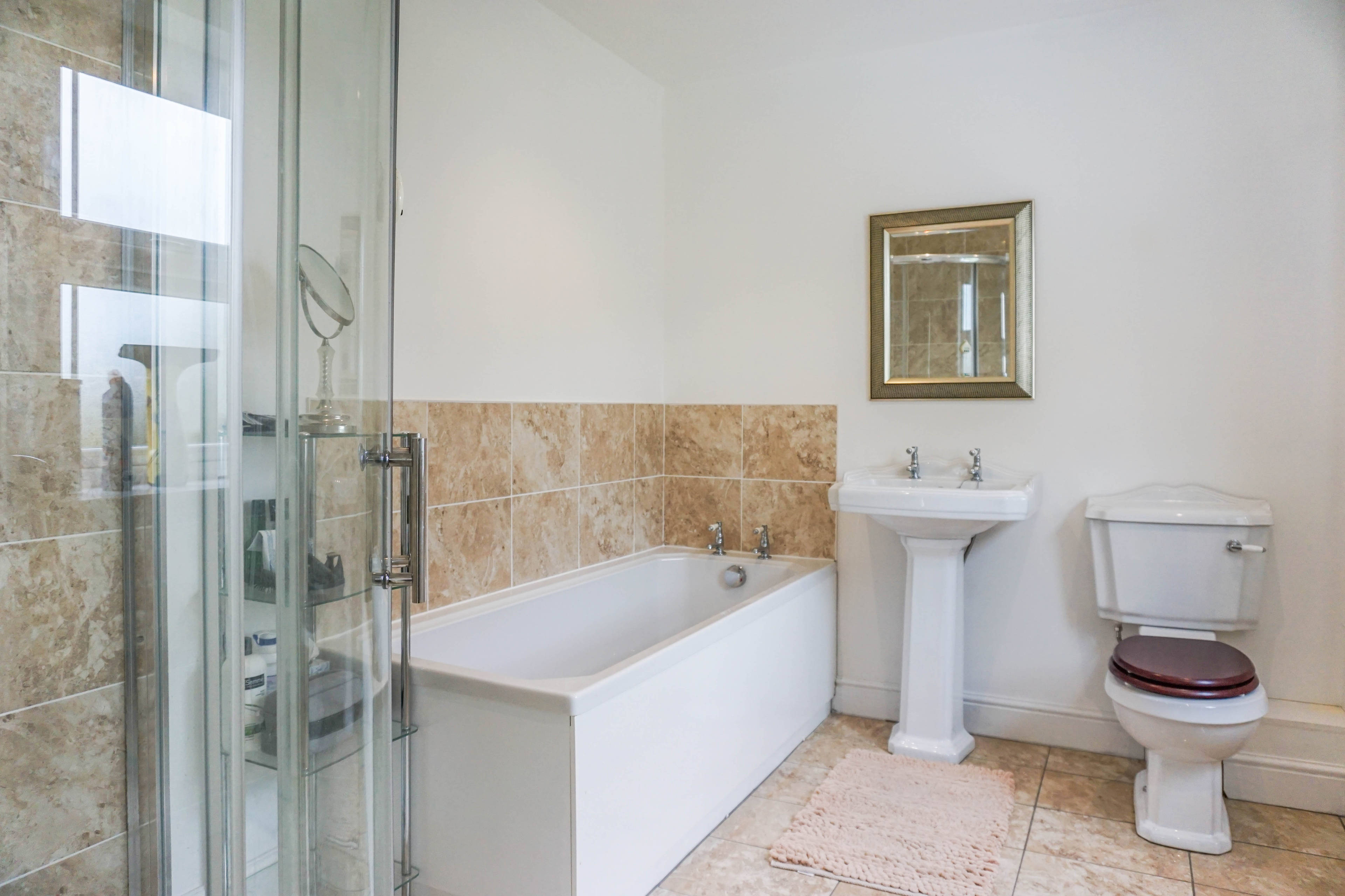 En-suite One