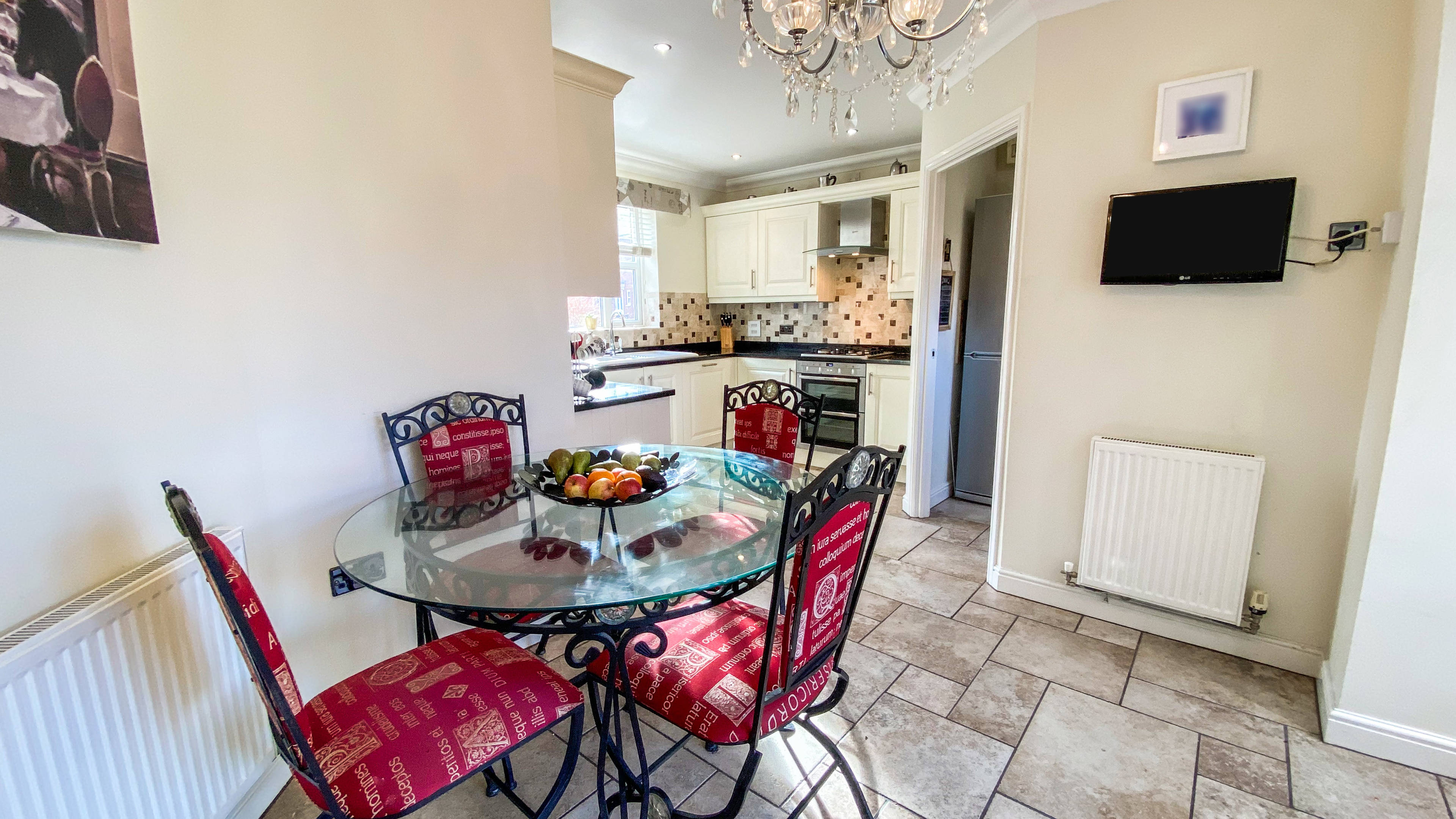 Kitchen/Breakfast
