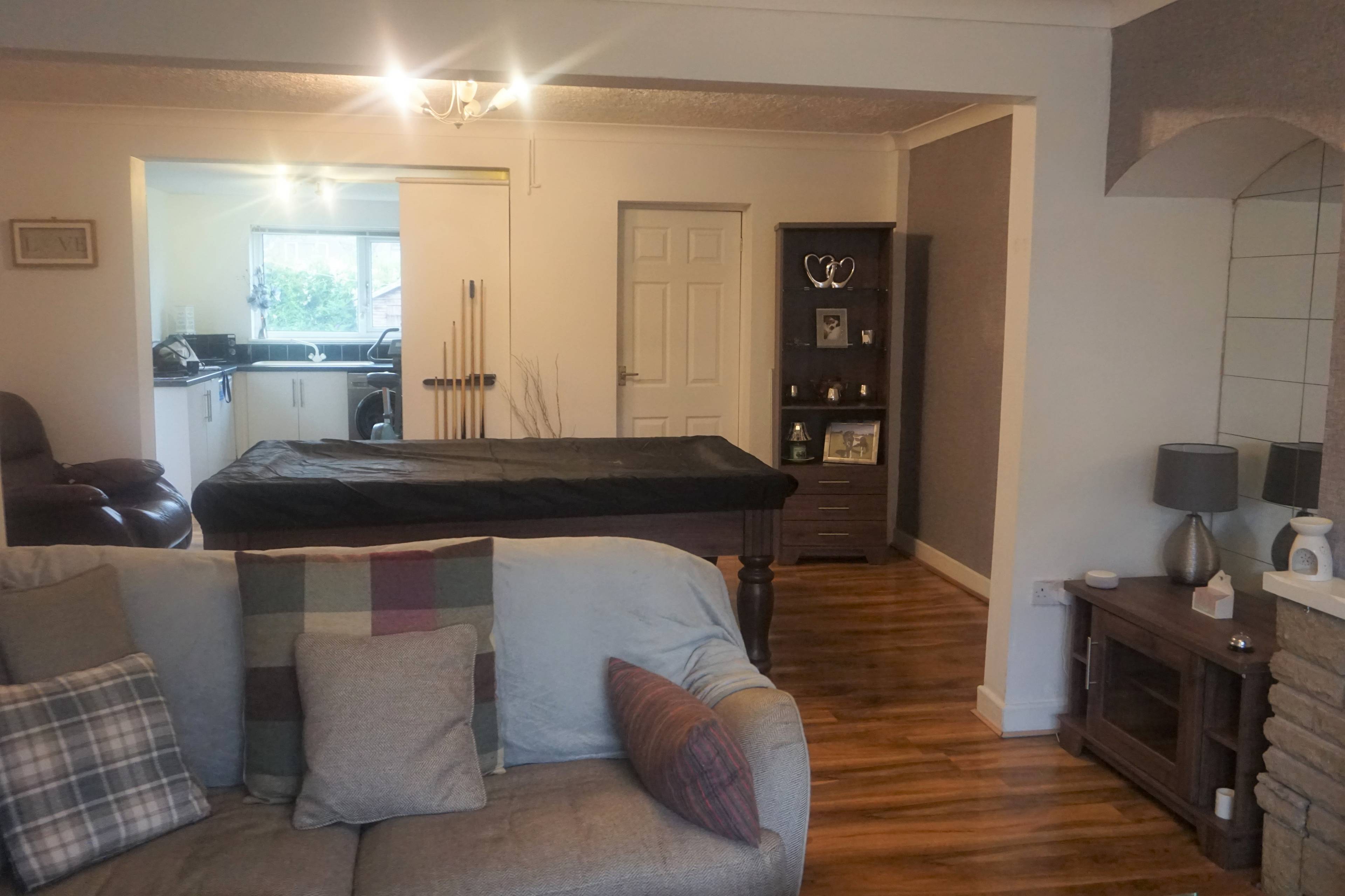 Lounge/Dining Room