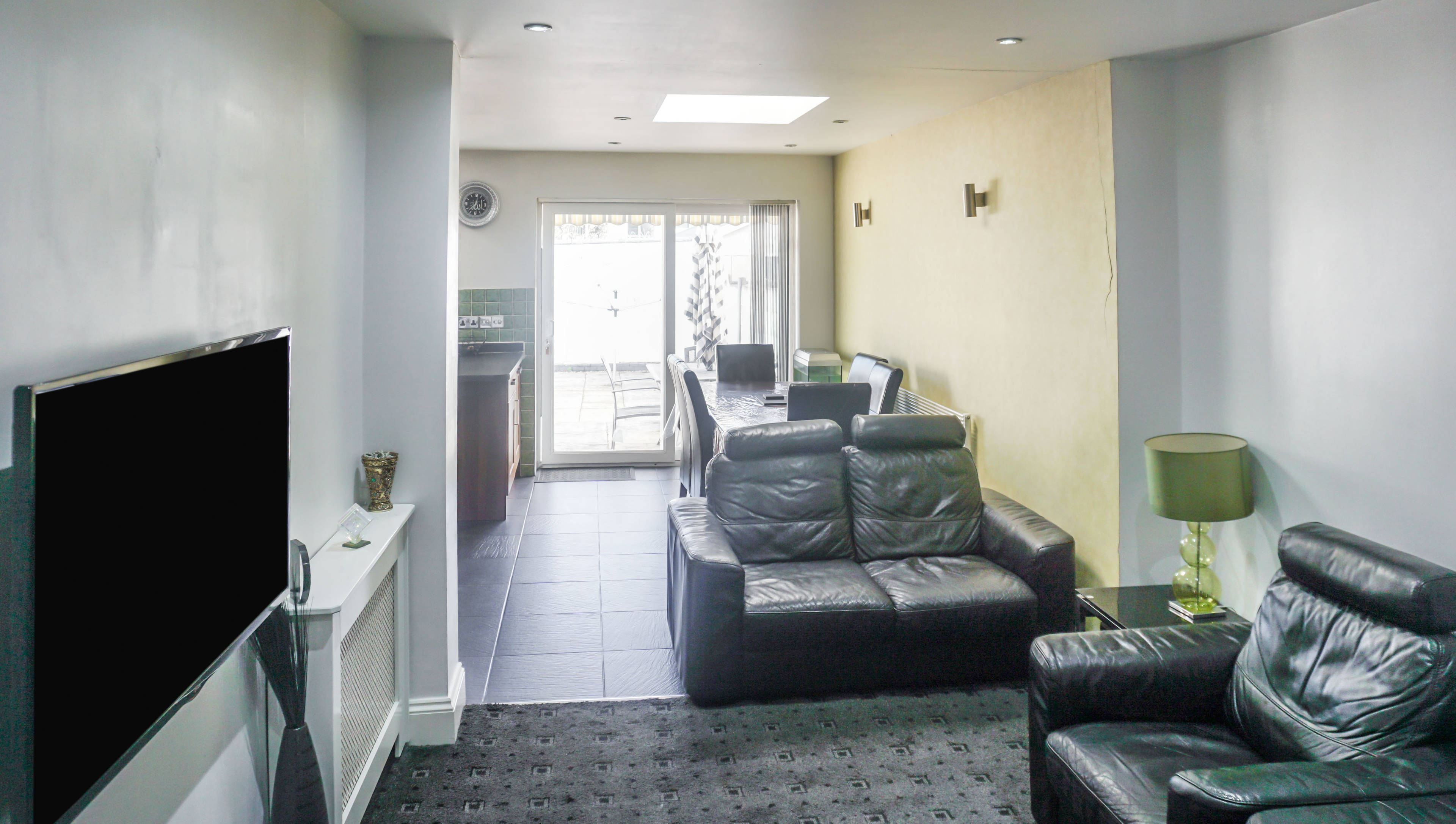 Lounge / Kitchen