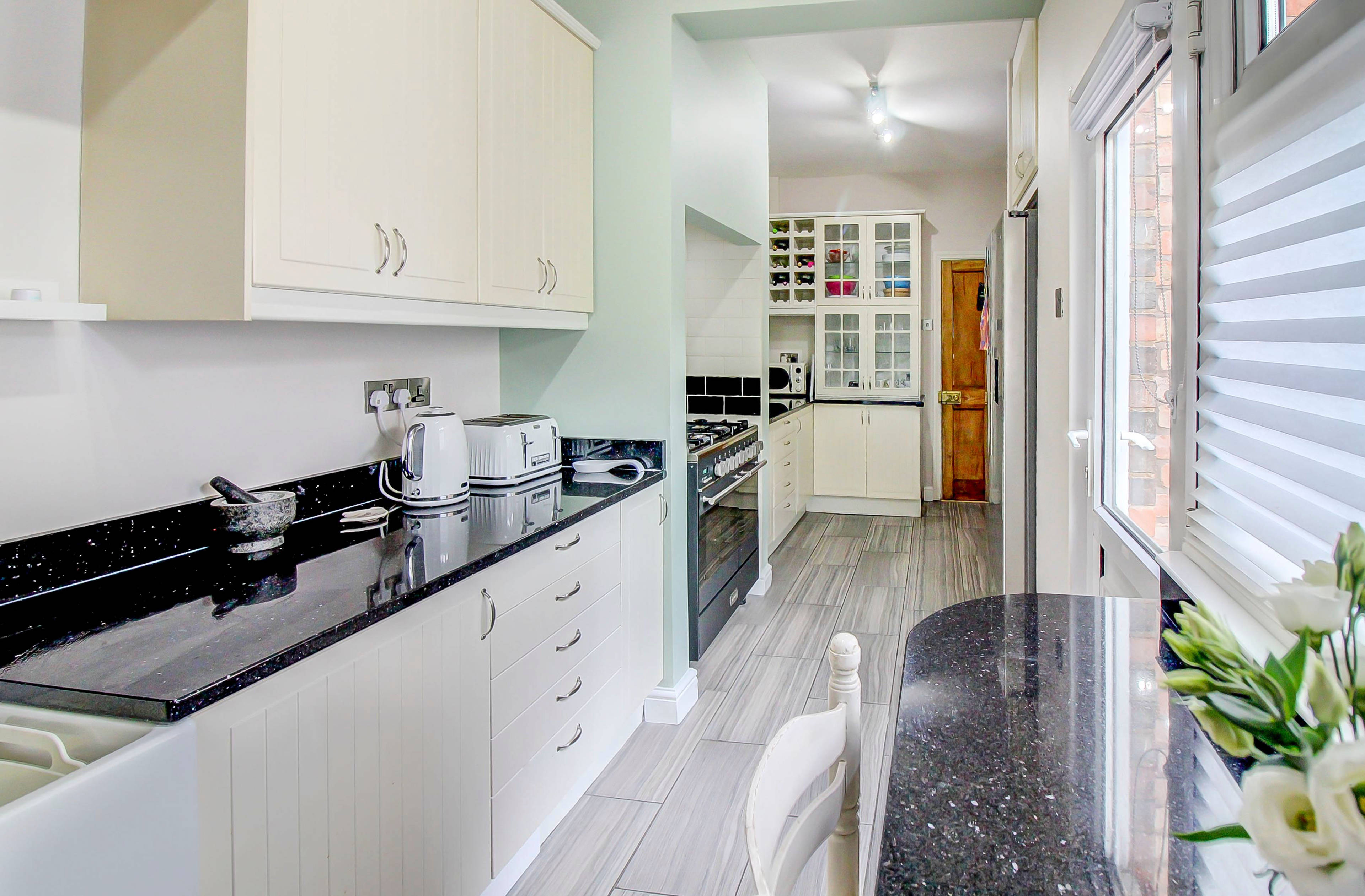Kitchen/Breakfast