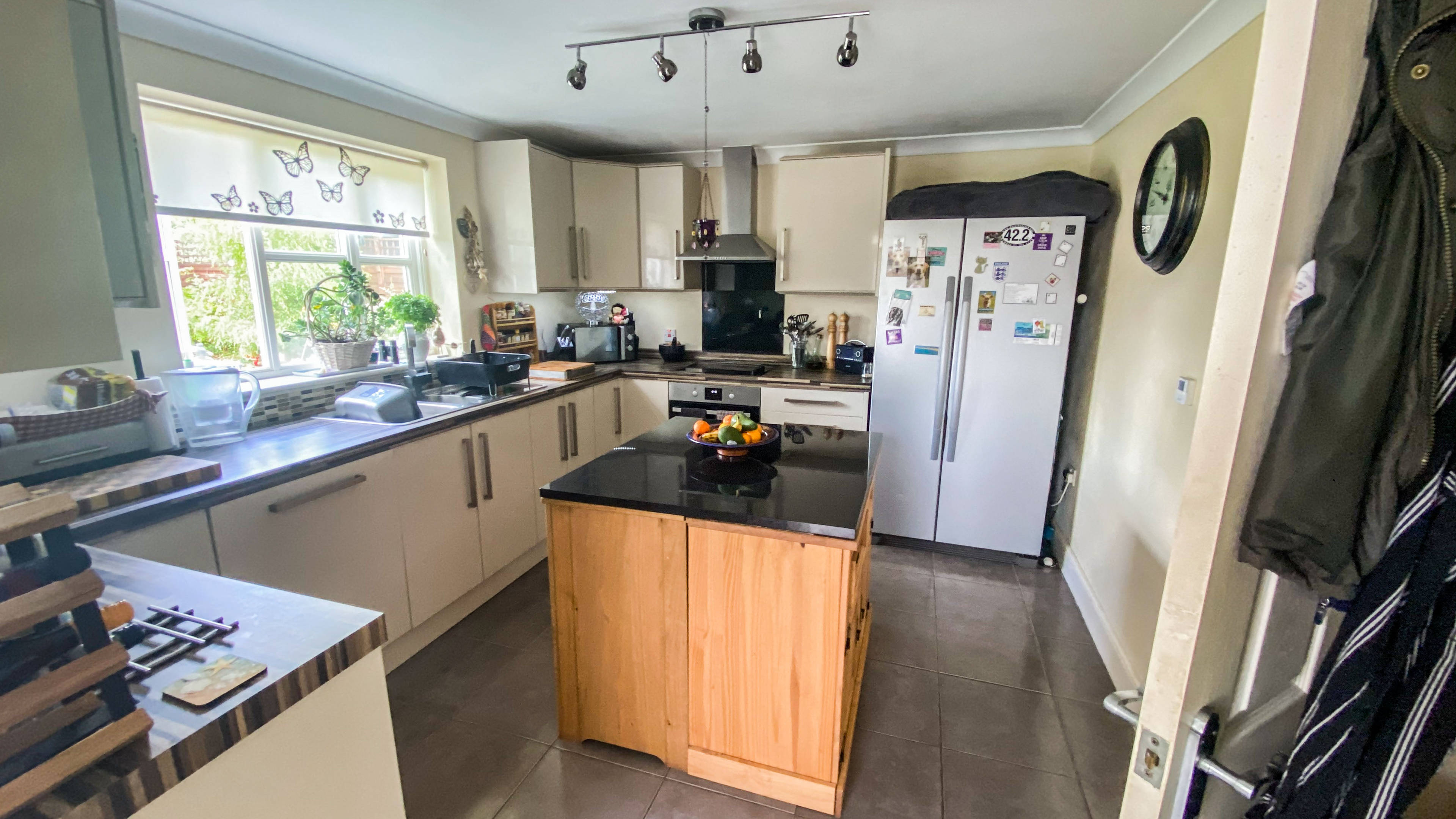 Kitchen/Breakfast