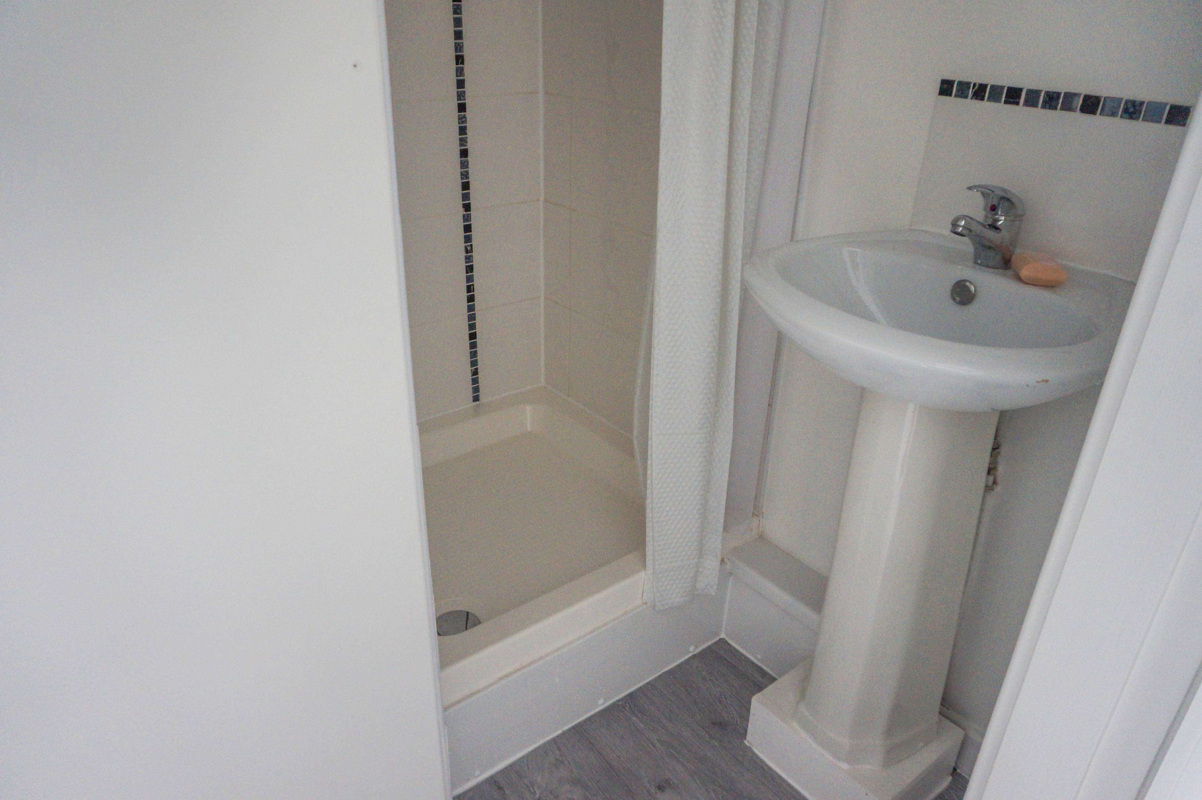 En-suite One