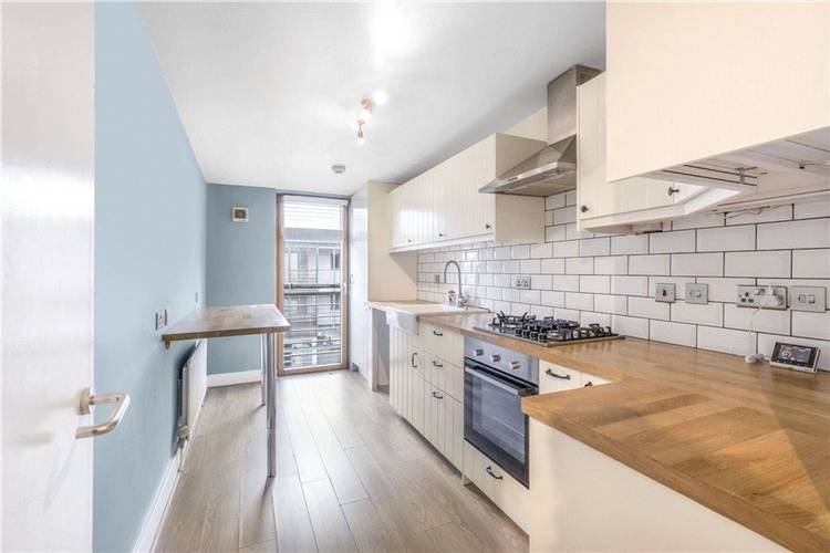 2 bedroom flat