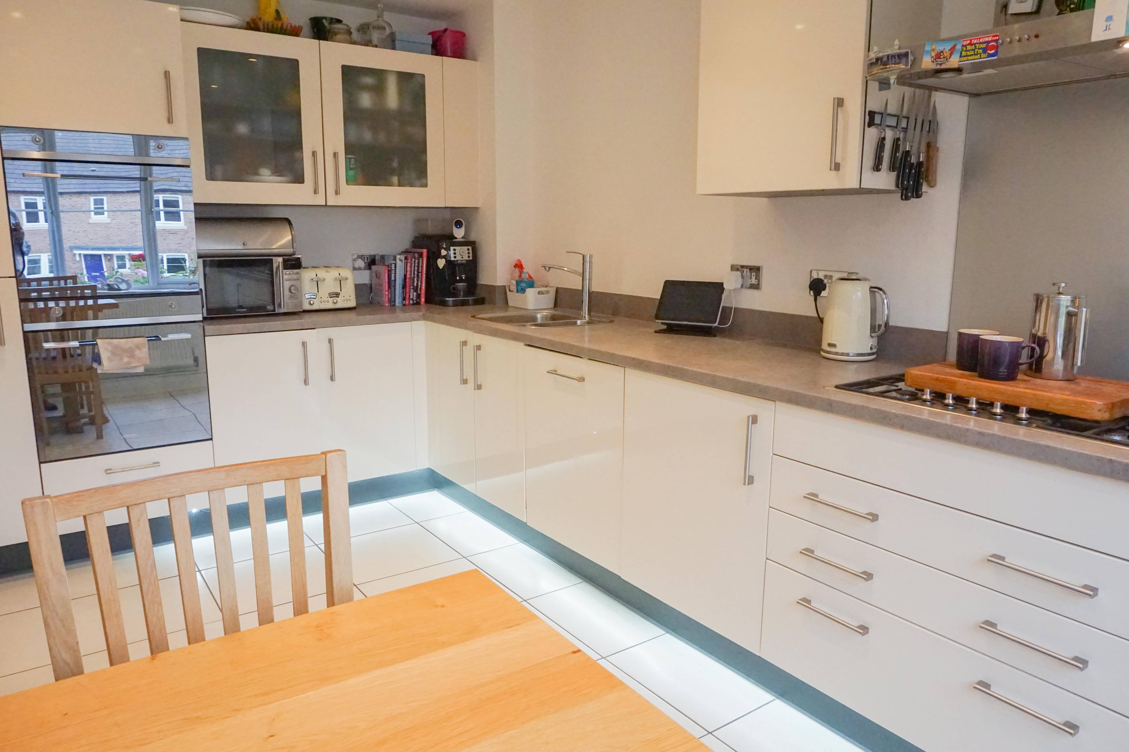 Kitchen/Breakfast