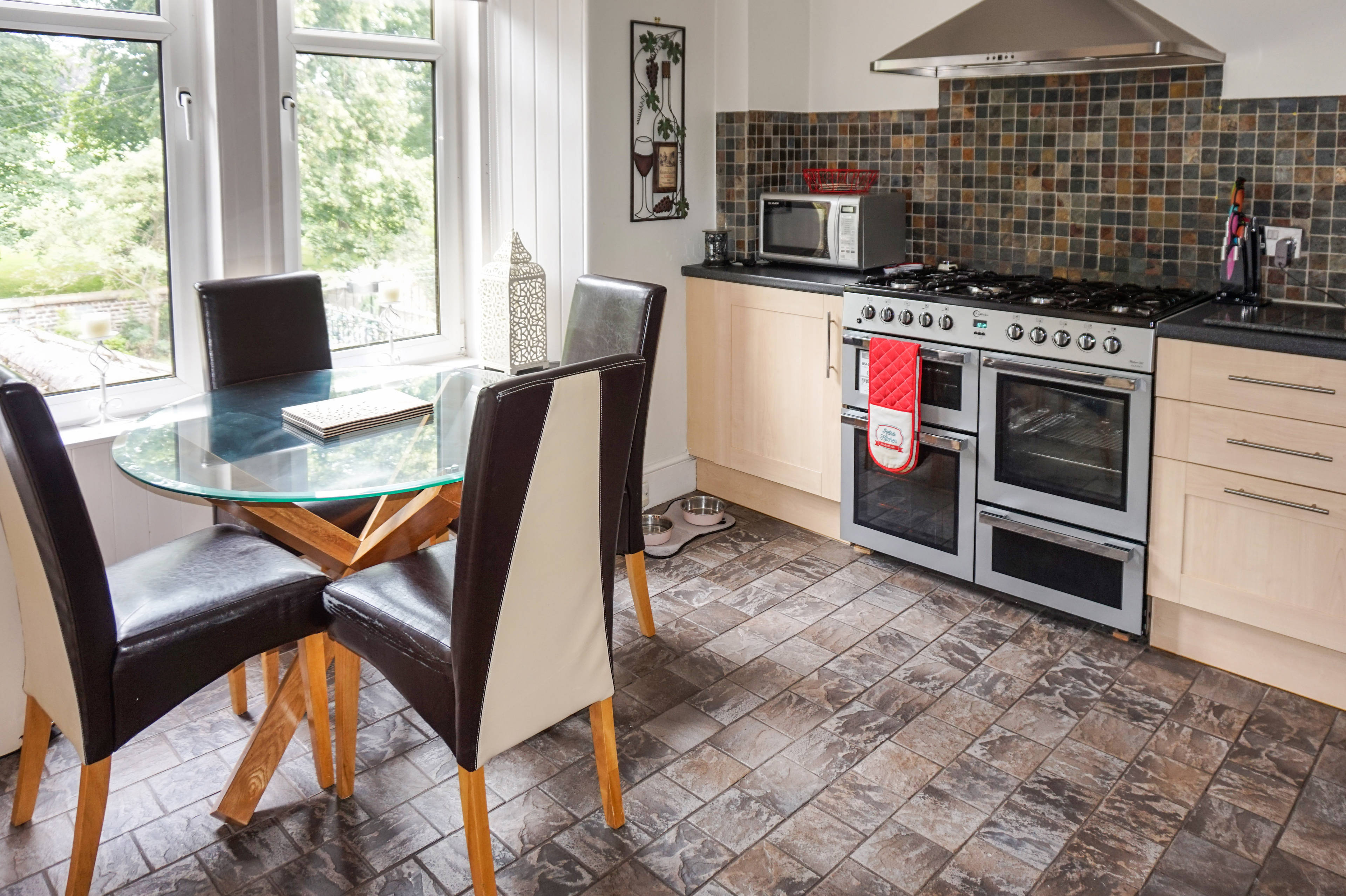 Kitchen/Breakfast