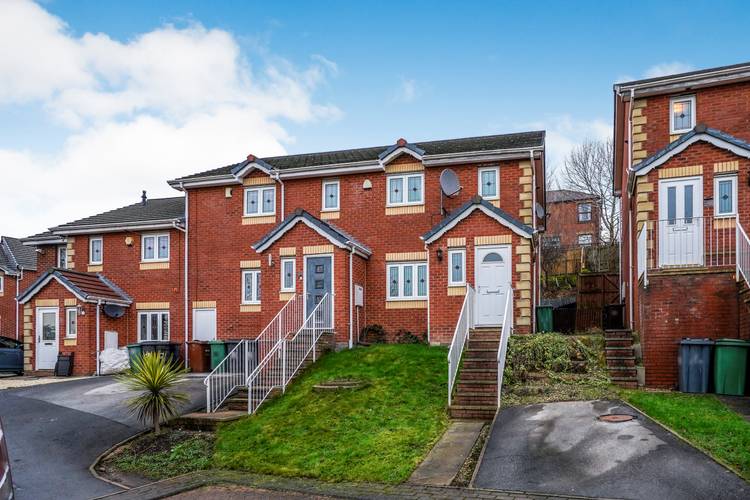 3 bedroom end of terrace house