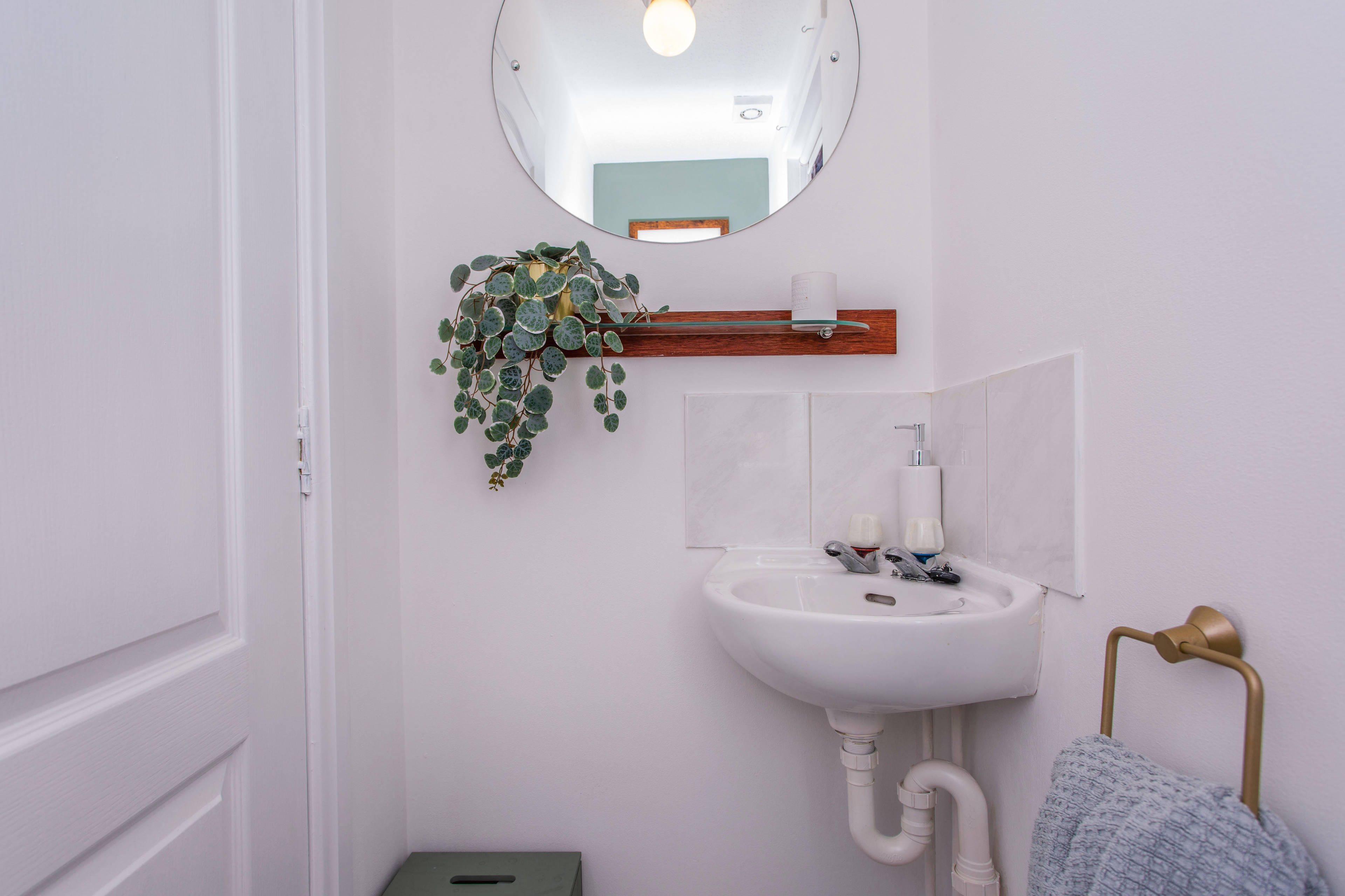Downstairs Cloakroom