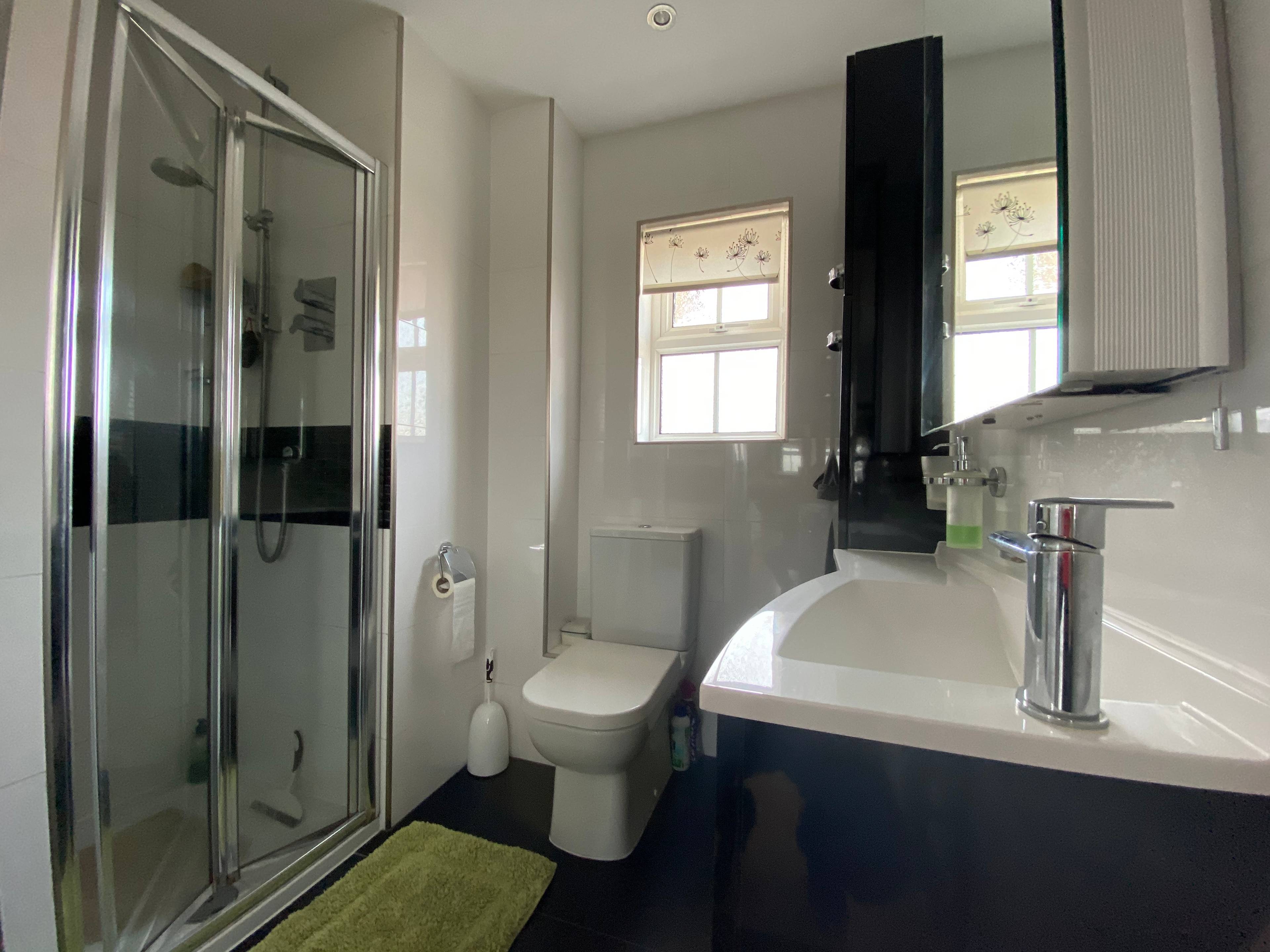 Master En-suite