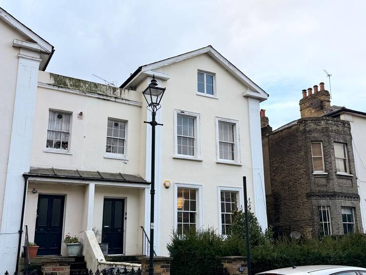 3 bedroom flat