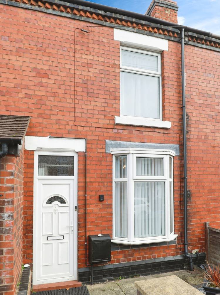 2 bedroom terraced house