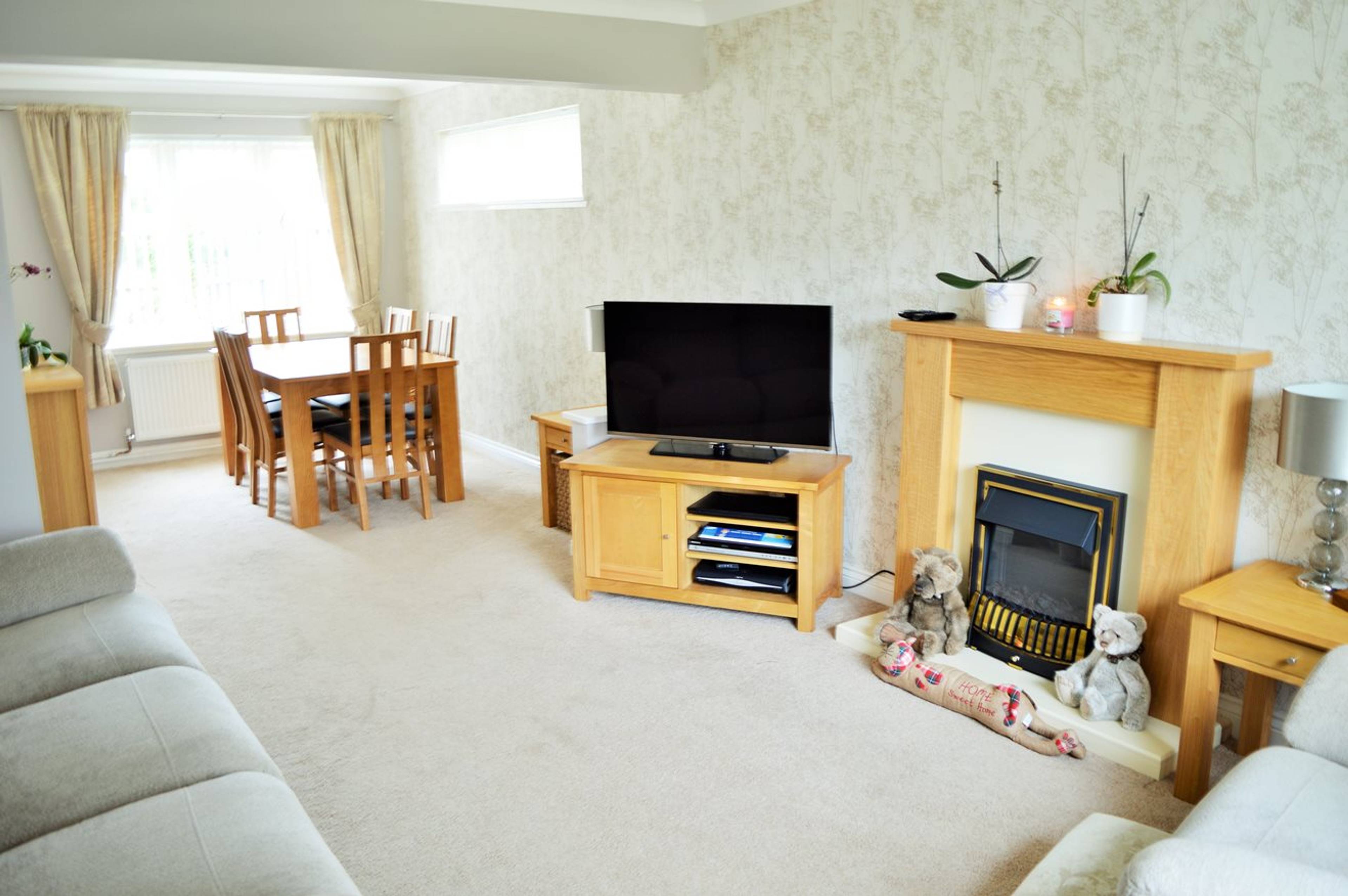 Living / Dining Room