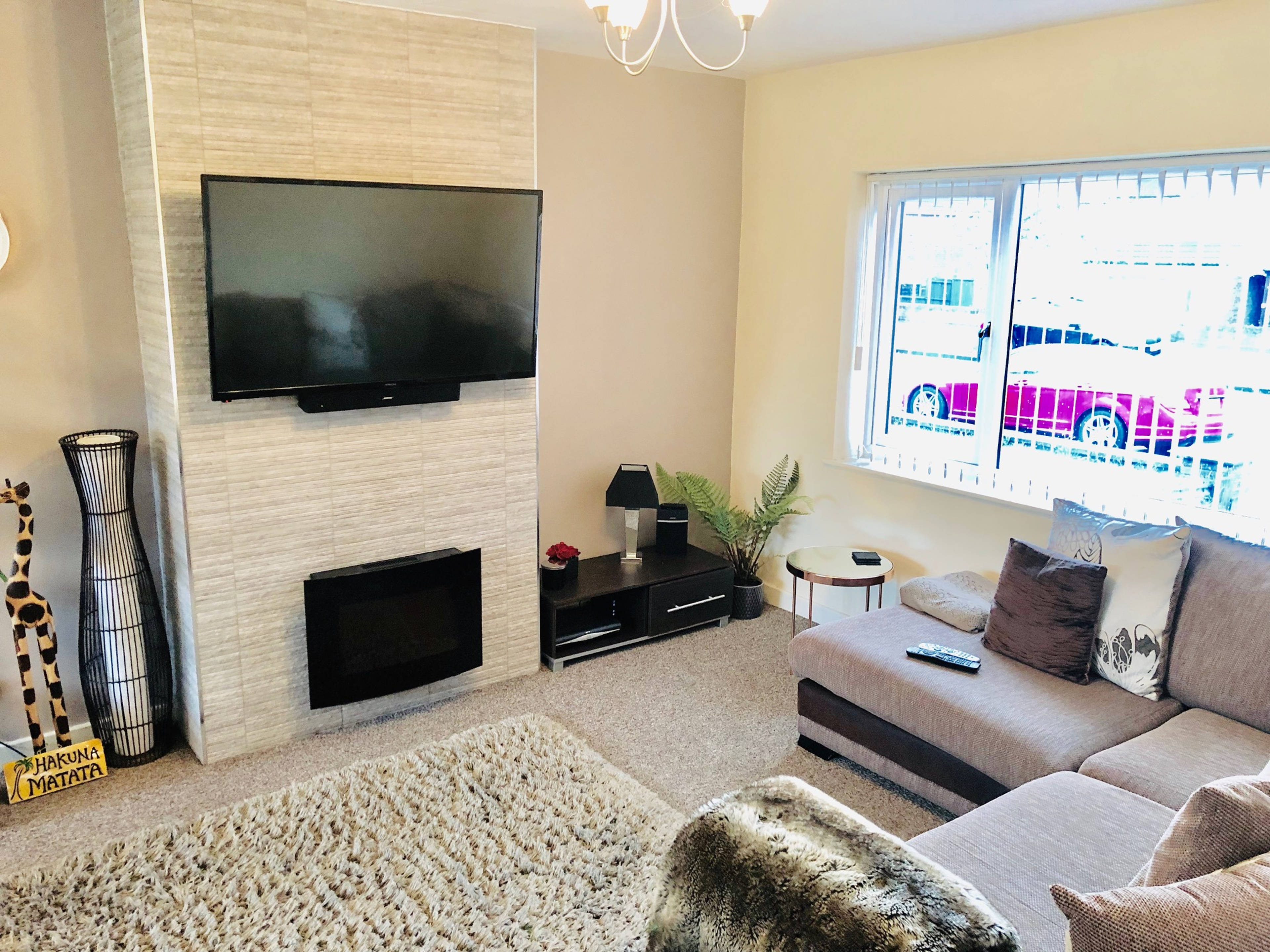 Lounge/Dining Room