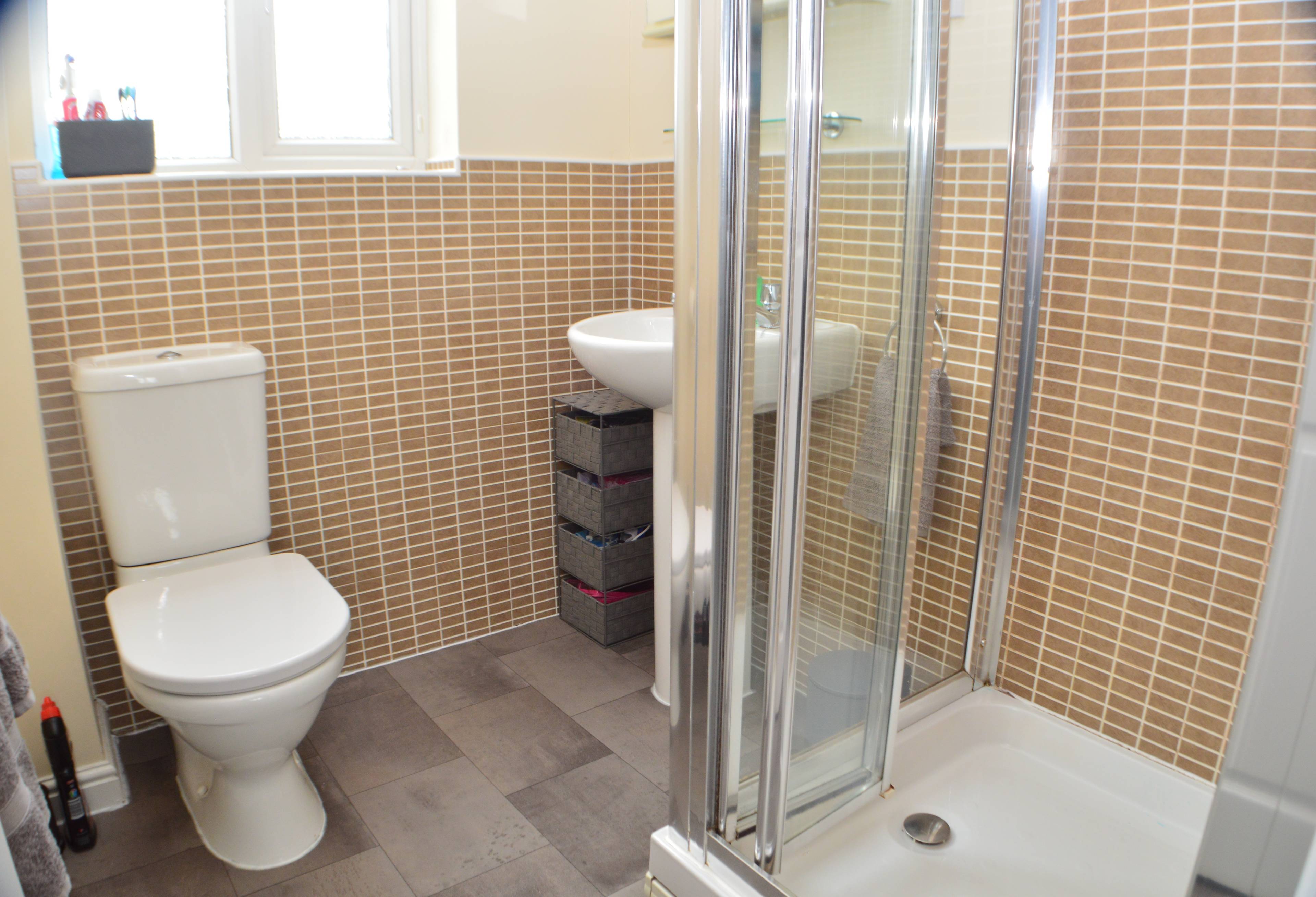 Master En-suite