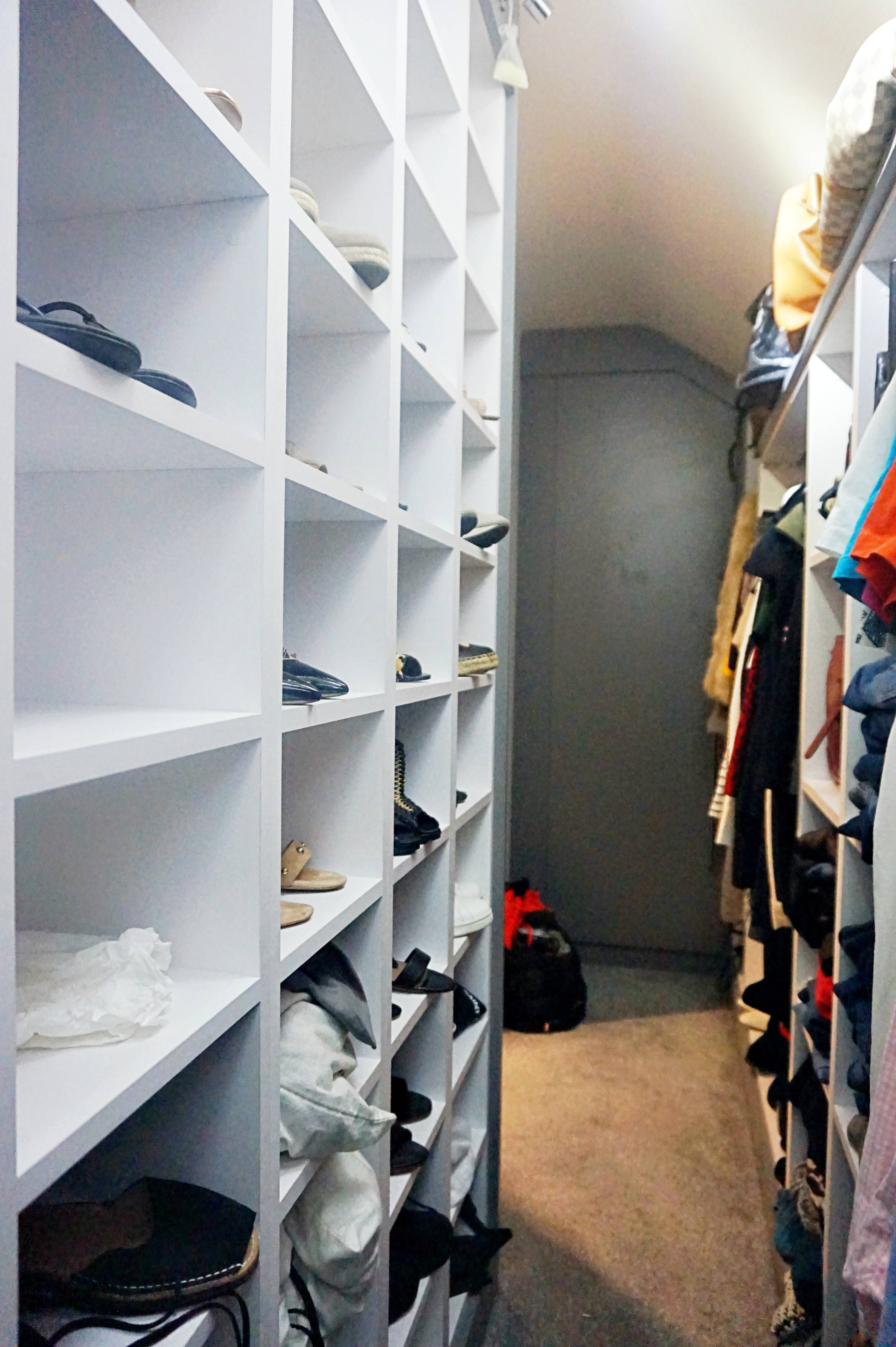 Walk-in Wardrobe