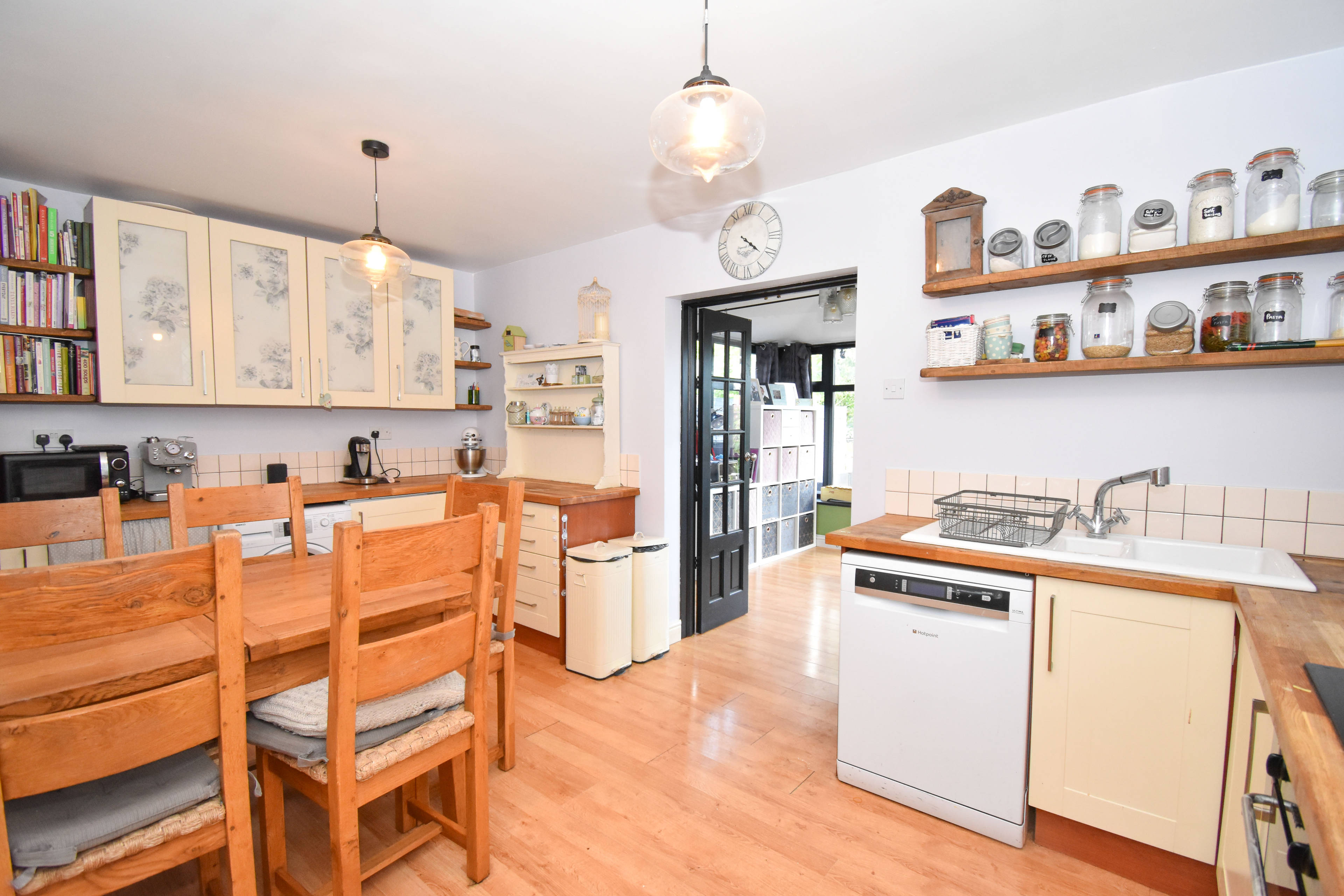 Kitchen/Dining Room
