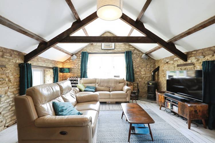 2 bedroom semi-detached house