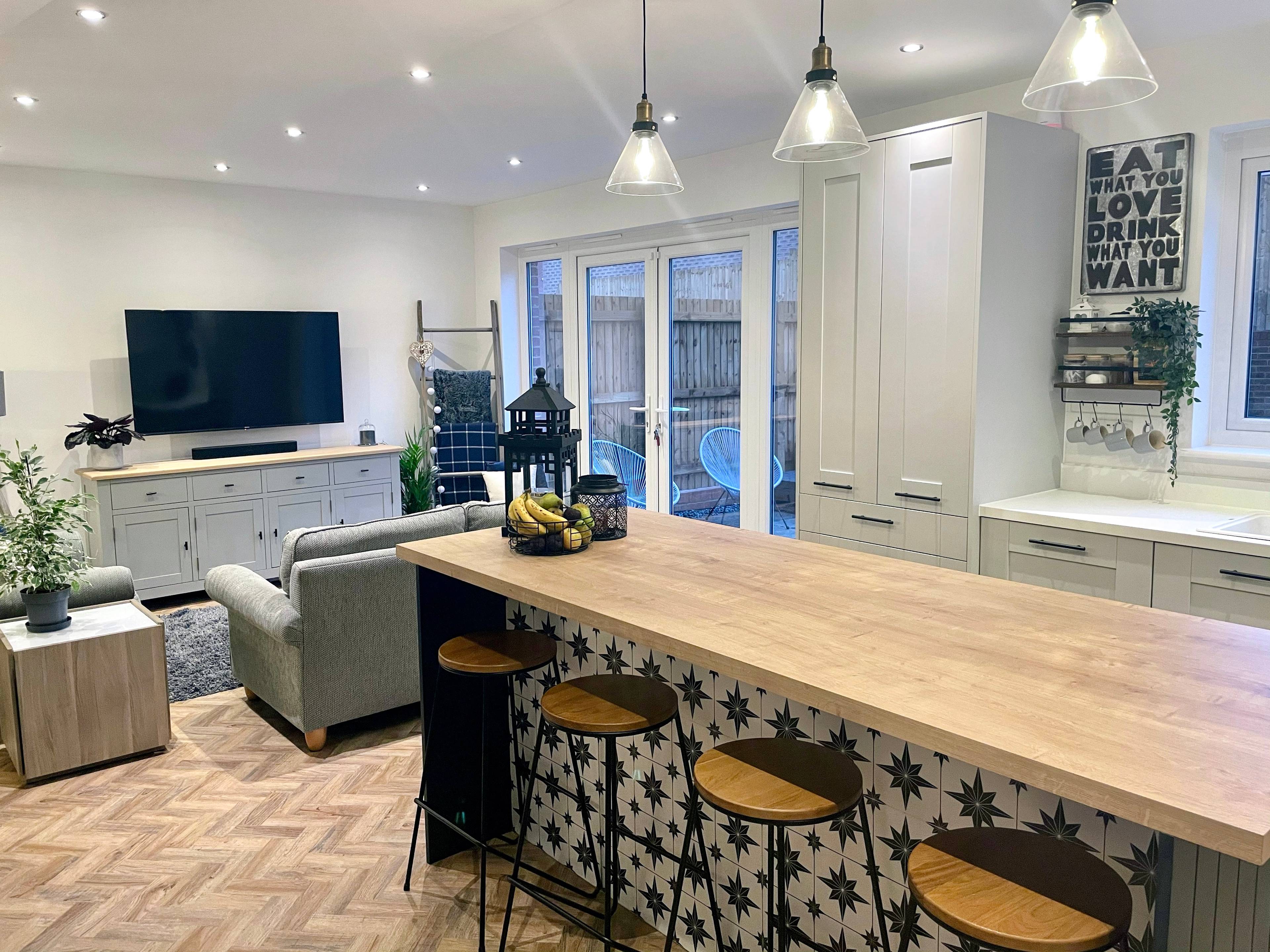 Kitchen/family Room