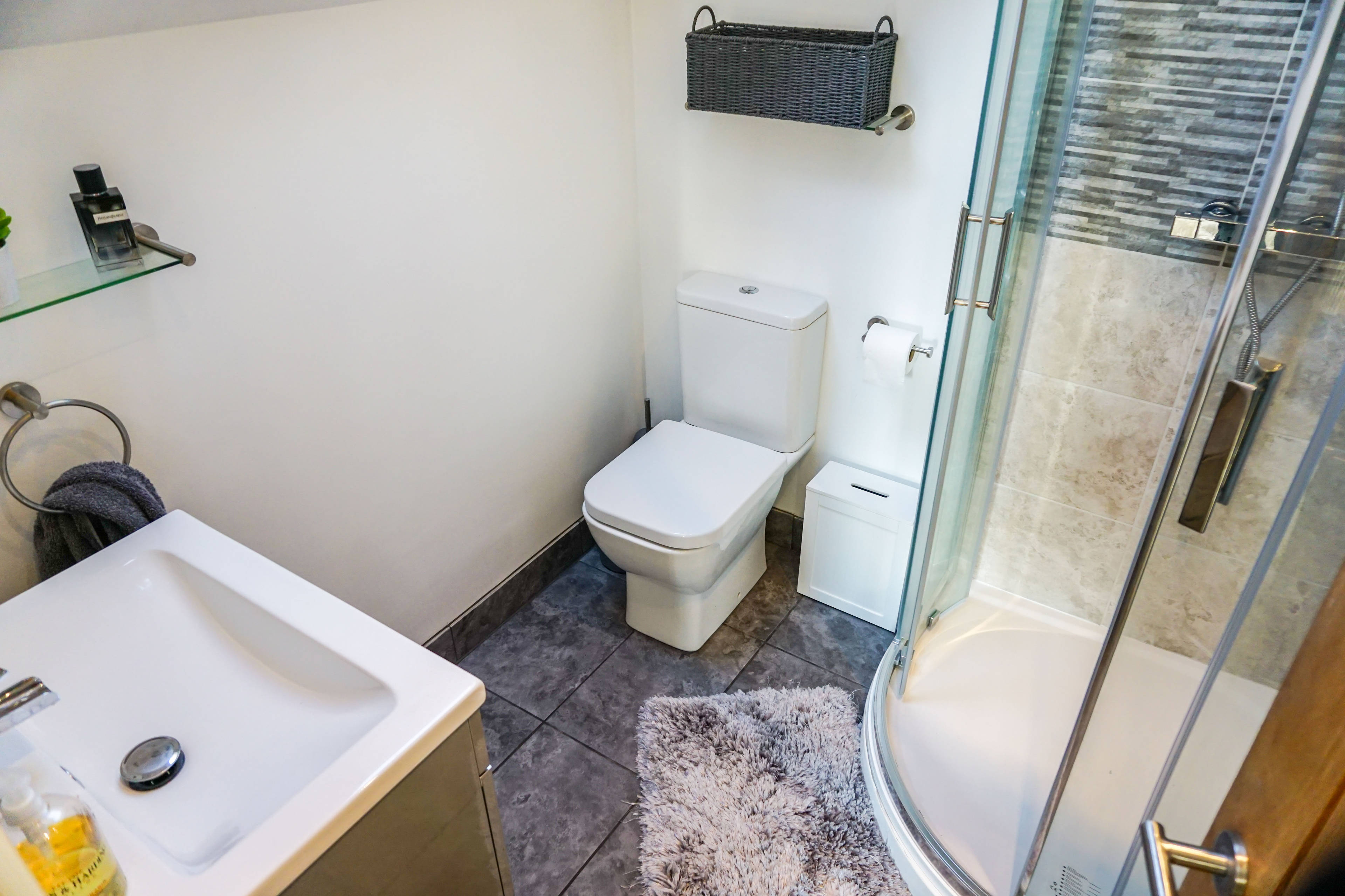 En-suite One