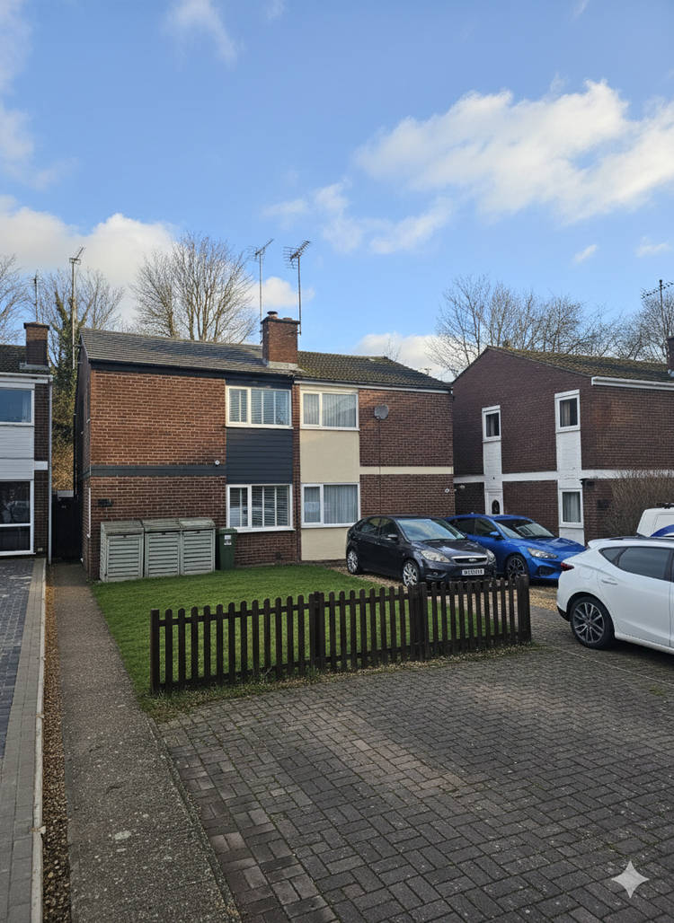 3 bedroom semi-detached house