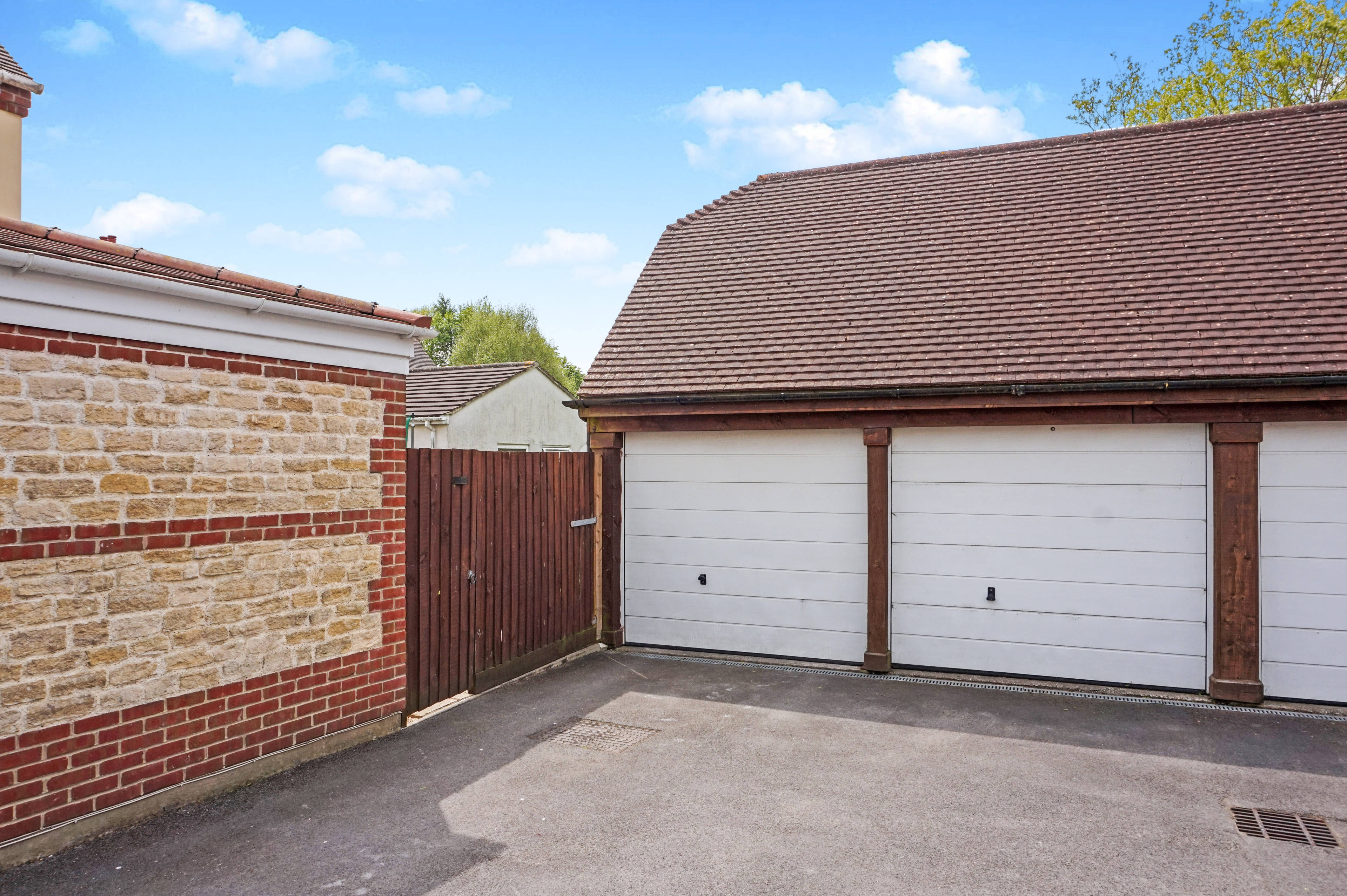 Double Garage