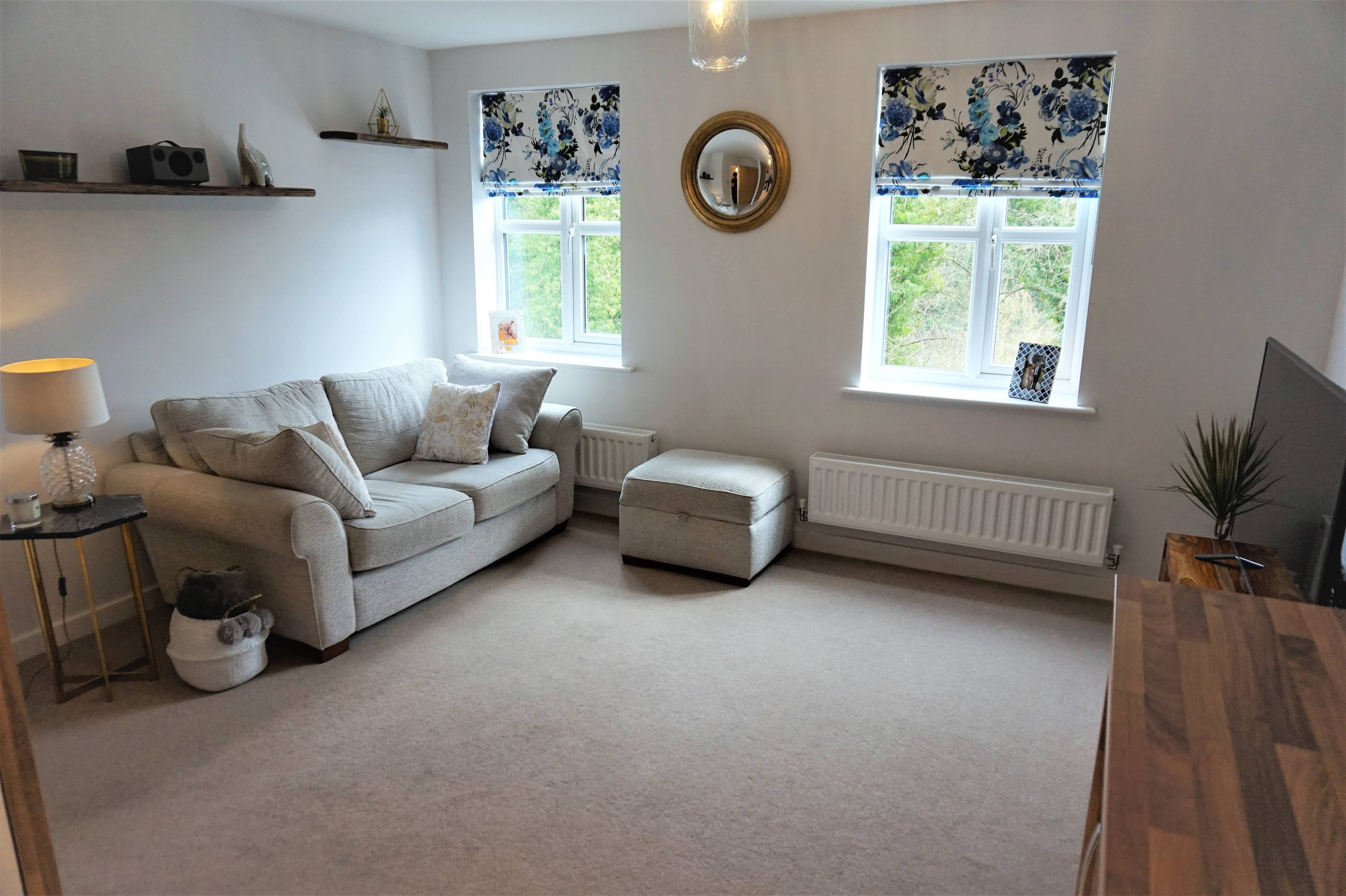 Lounge / Kitchen