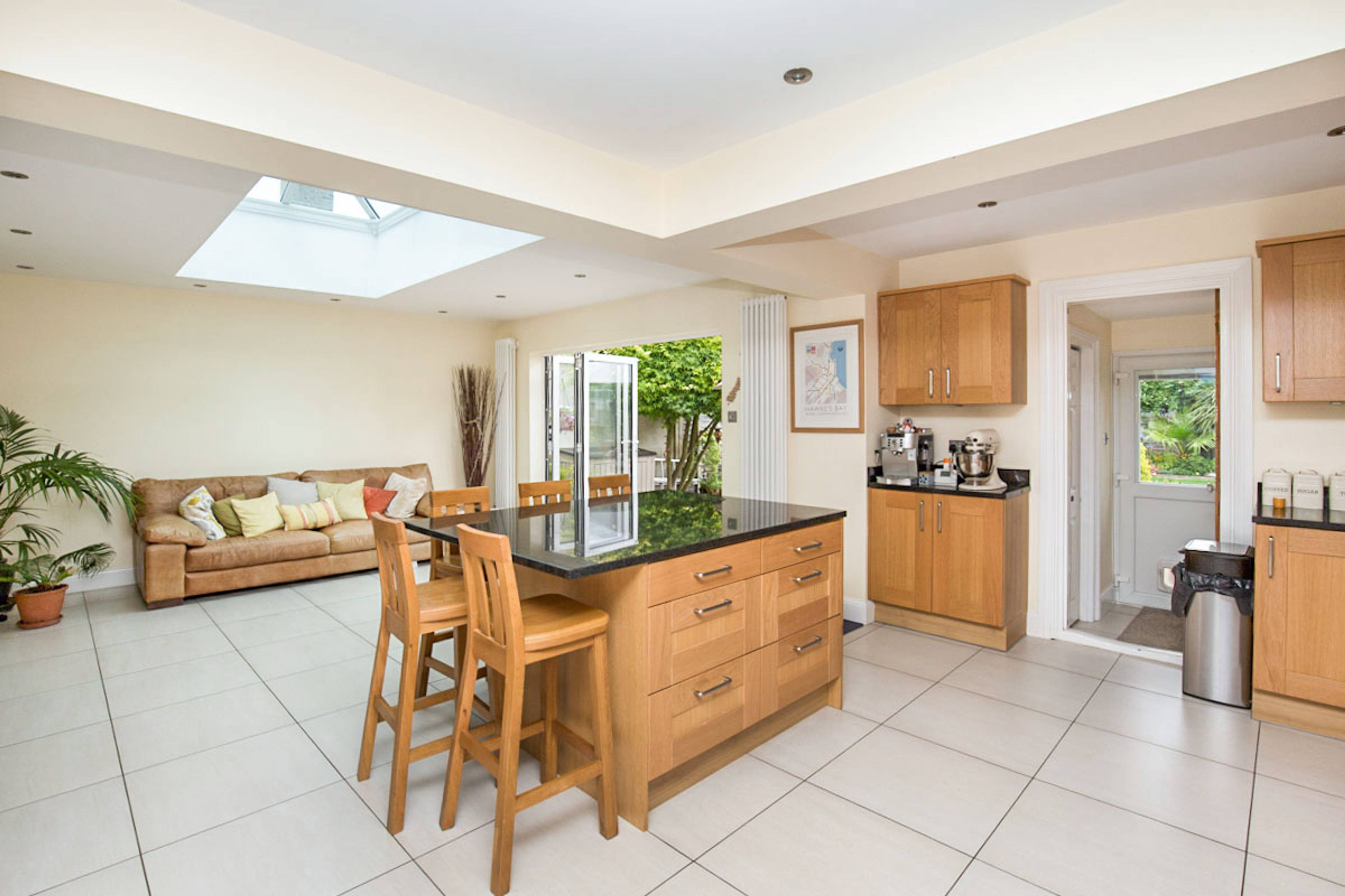 Kitchen/Breakfast
