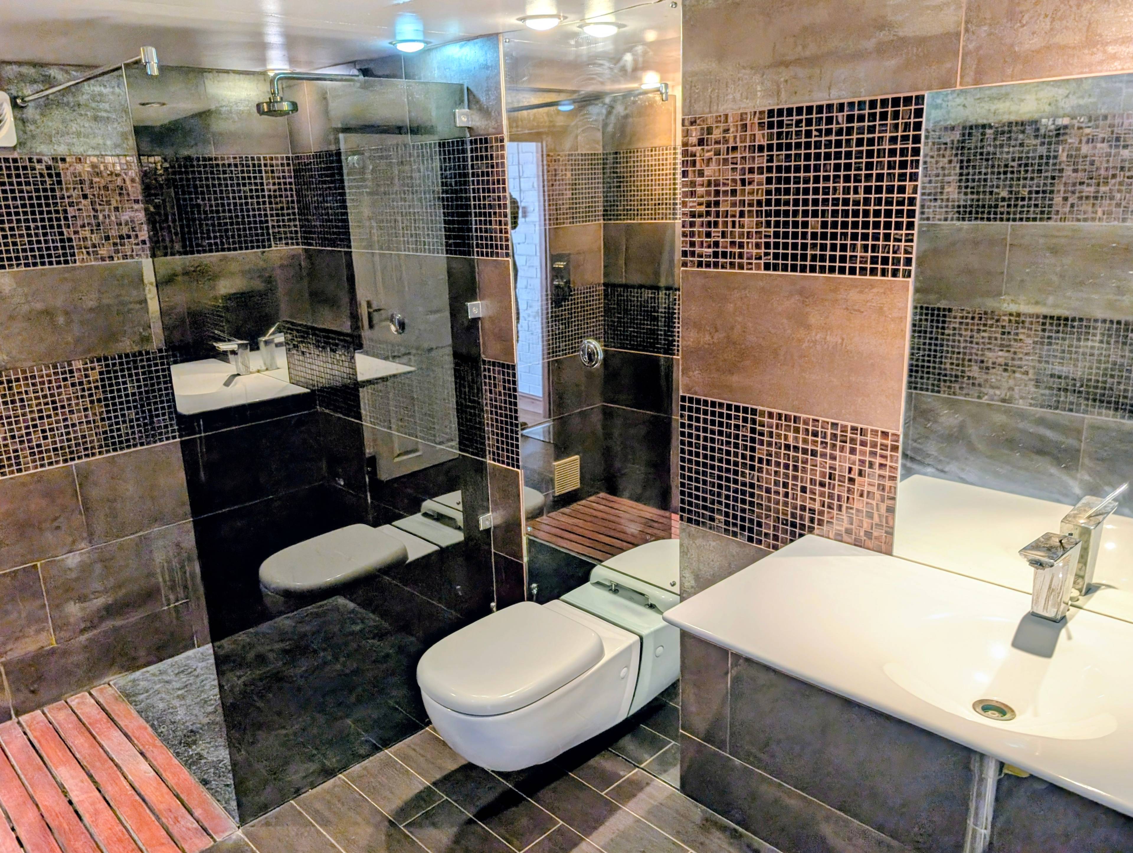 Annex En-Suite
