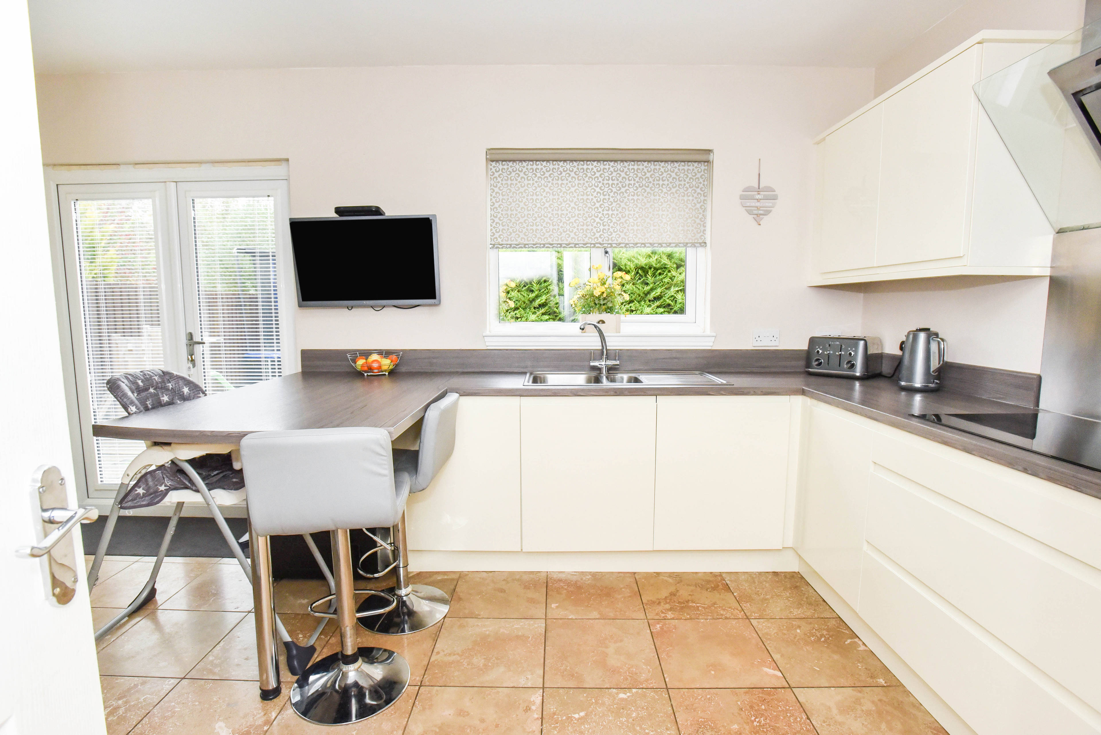 Kitchen/Breakfast
